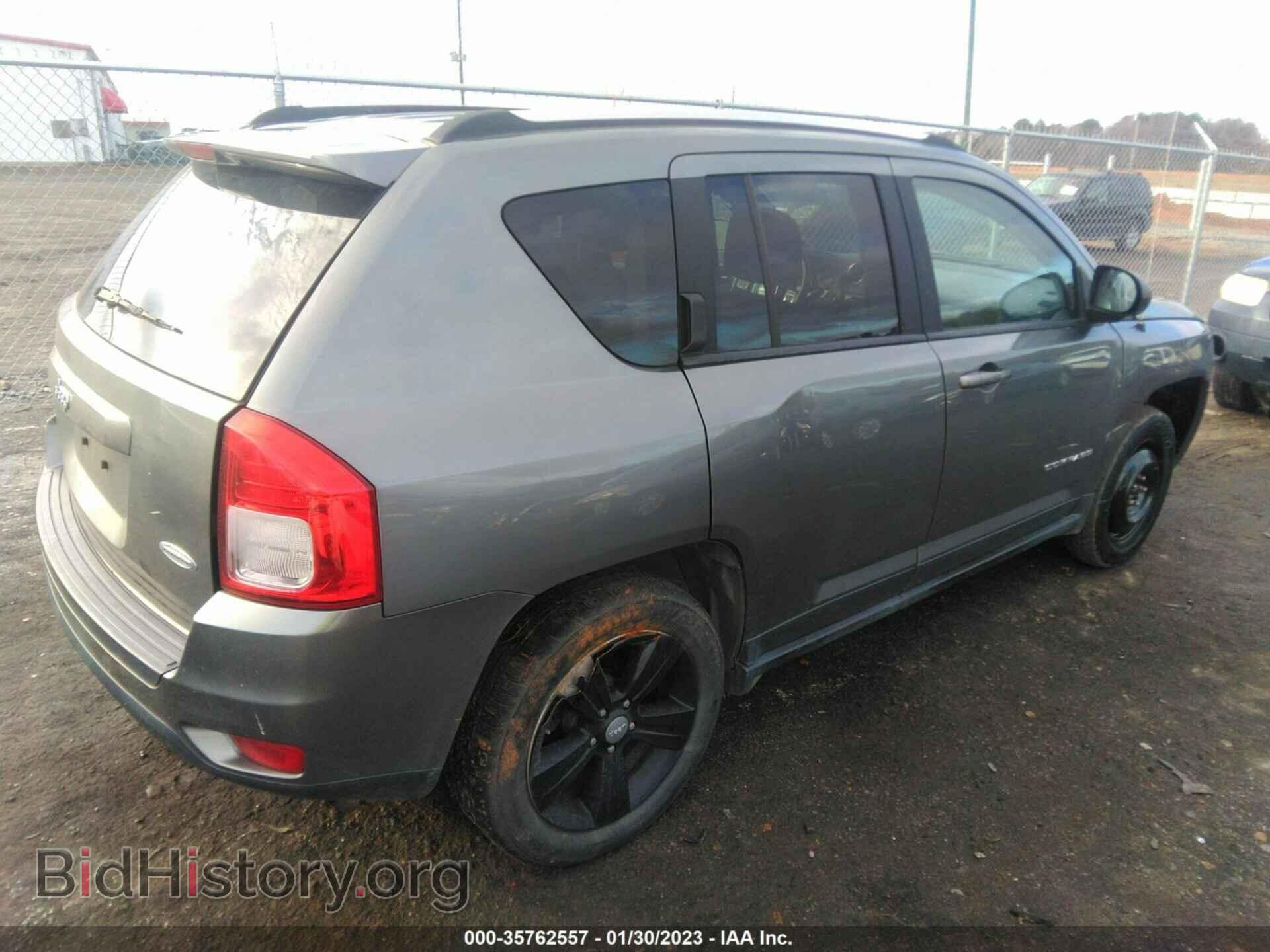 2012 JEEP COMPASS - VIN: 1C4NJDEB9CD572430 - Photo 4