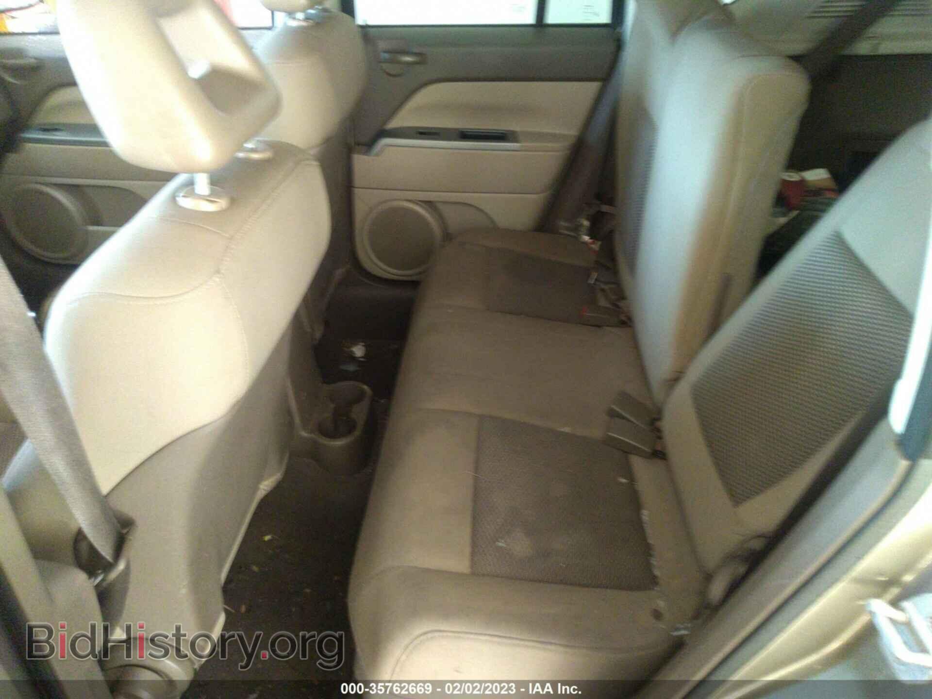 2007 JEEP COMPASS - VIN: 1J8FT47W67D145557 - Фото 8