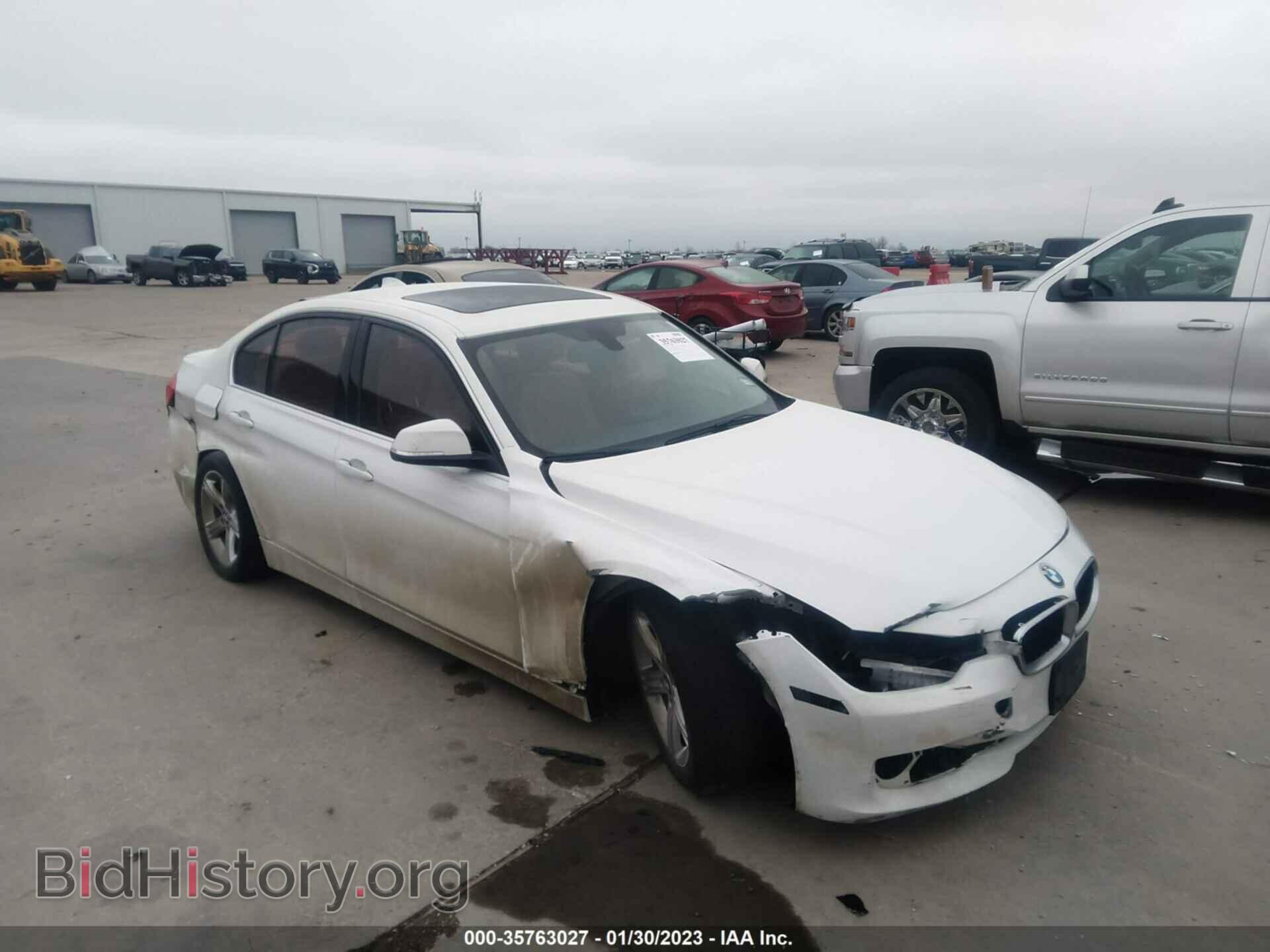 Фотография WBA3A5G57FNP34958 - BMW 3 SERIES 2015