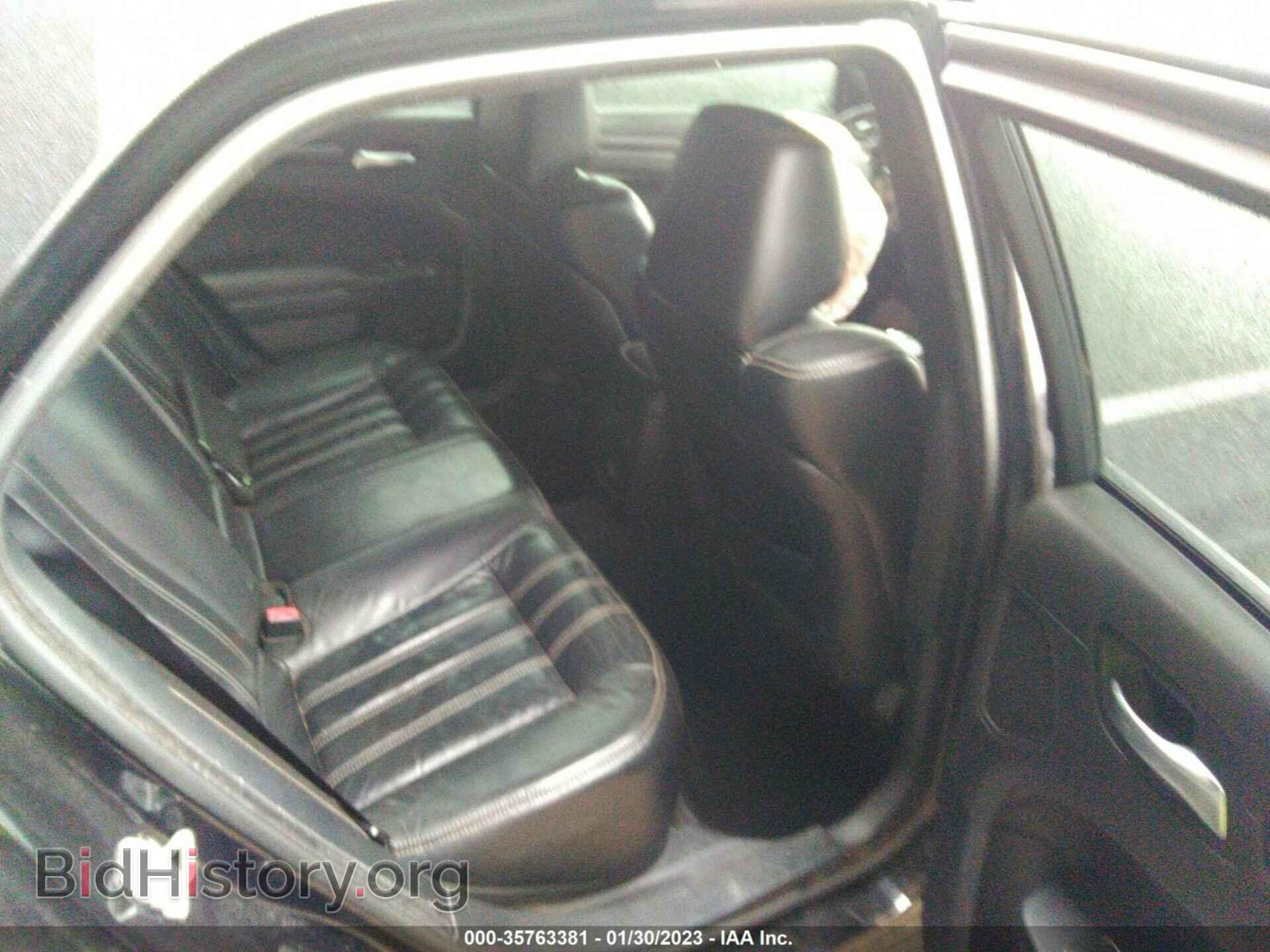2014 CHRYSLER 300 - VIN: 2C3CCABG1EH365458 - Фото 8