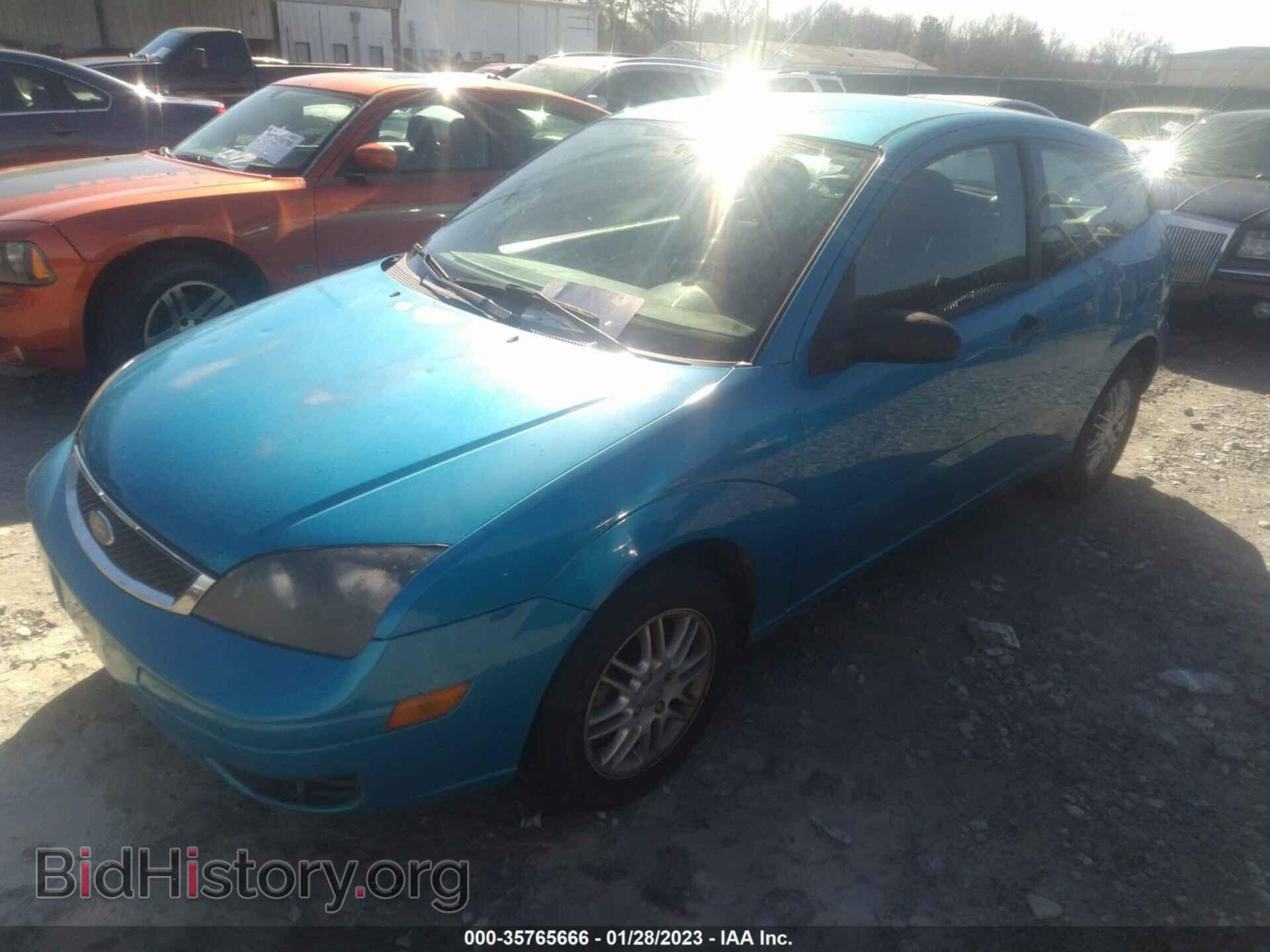 2007 FORD FOCUS - VIN: 1FAFP31N67W107231 - Photo 2