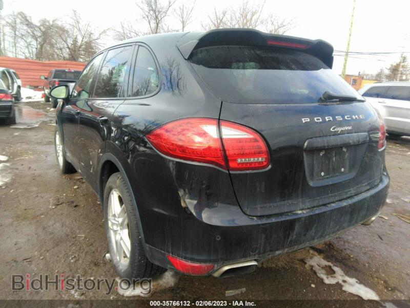 2012 Porsche CAYENNE (VIN WP1AA2A22CLA10639) — photo 3 of 11