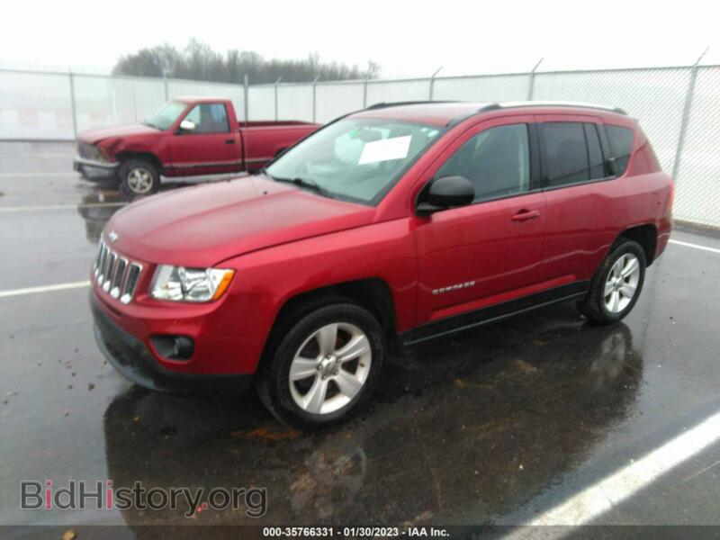 2012 Jeep COMPASS (VIN 1C4NJCBA5CD677424) — photo 2 of 11