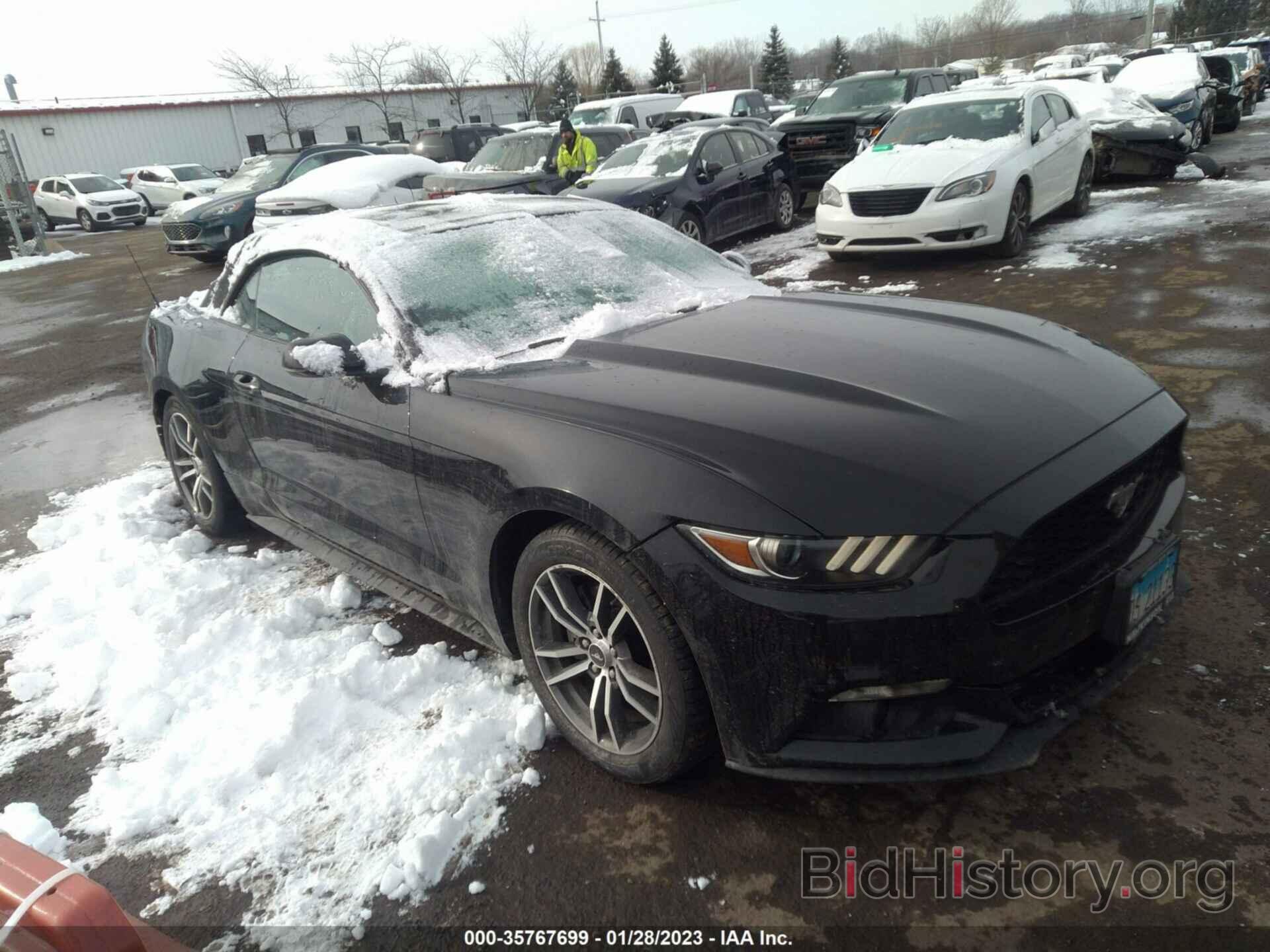 Photo 1FATP8UH4G5329200 - FORD MUSTANG 2016