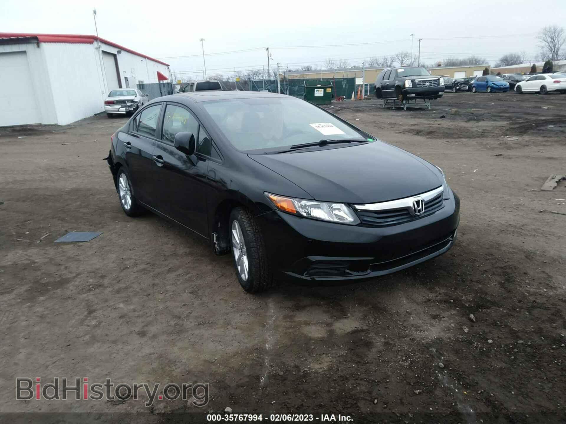 Photo 19XFB2F98CE011796 - HONDA CIVIC SDN 2012