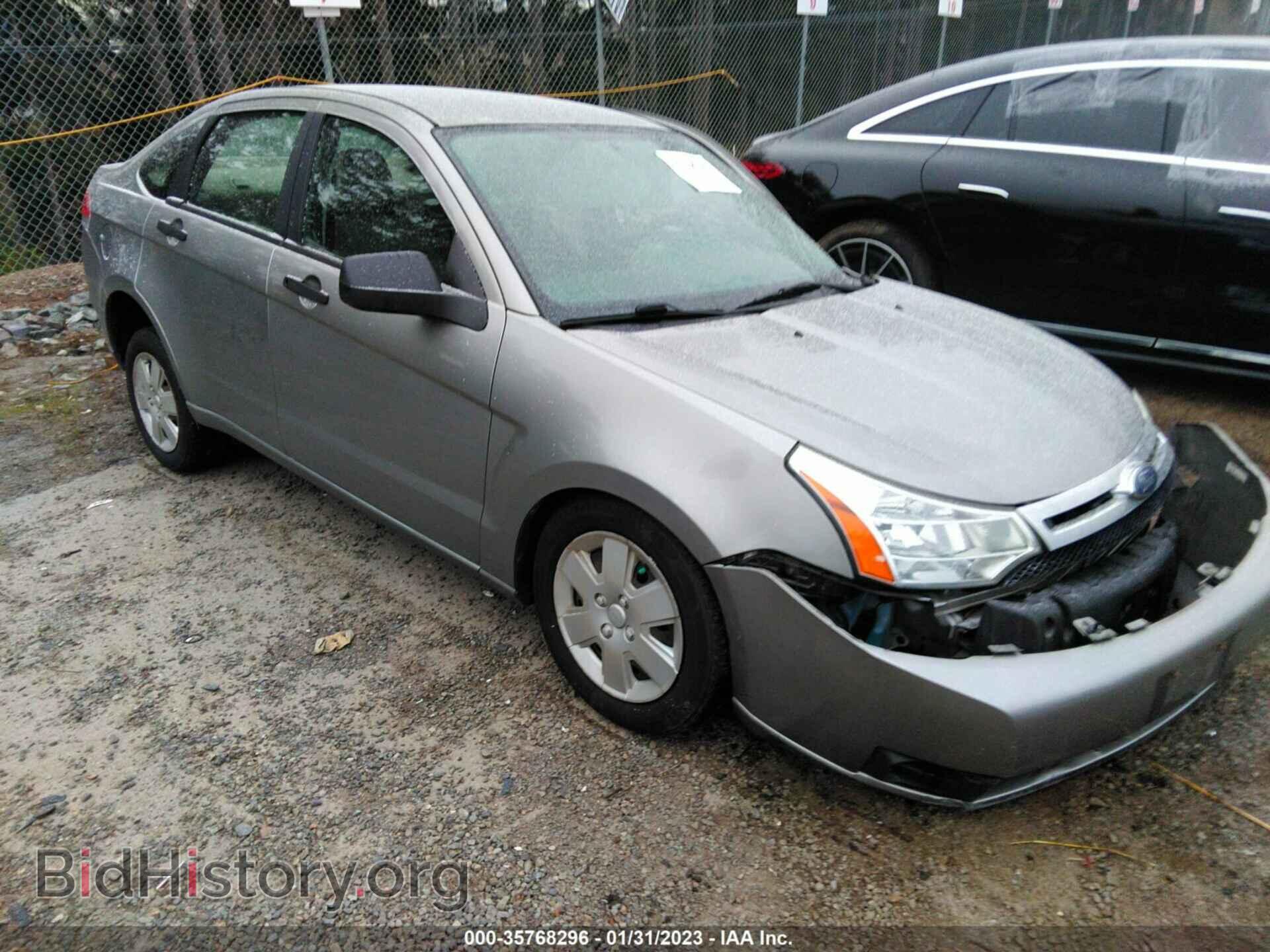 Photo 1FAHP34NX8W174324 - FORD FOCUS 2008