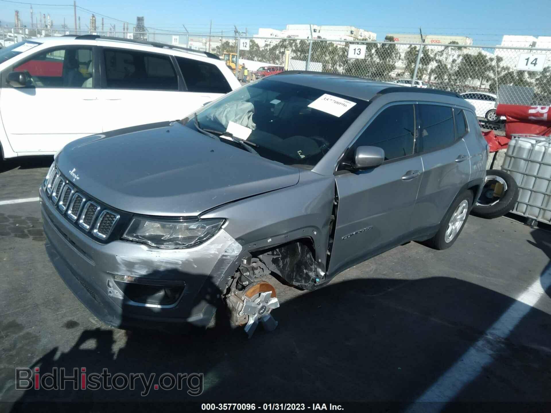 2020 JEEP COMPASS - VIN: 3C4NJCBB0LT108323 - Фото 2