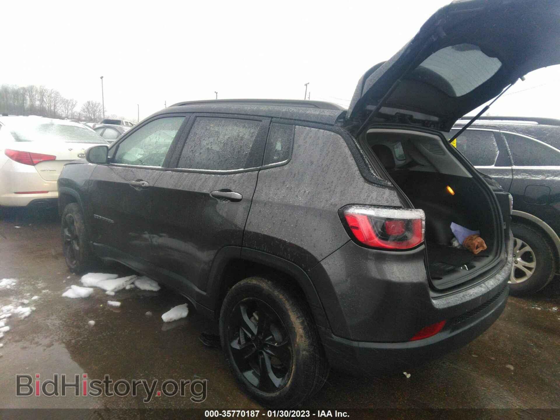 2018 JEEP COMPASS - VIN: 3C4NJDBB6JT433433 - Фото 3