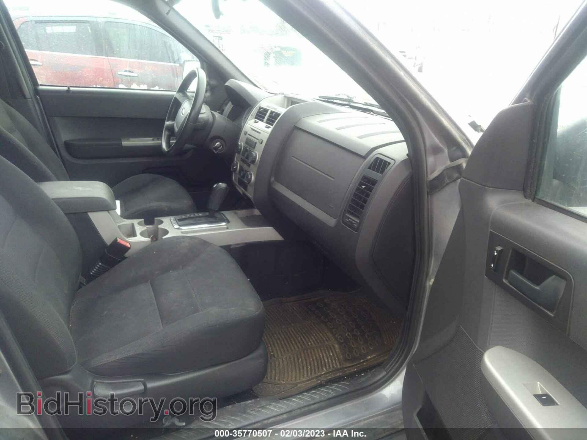 2008 FORD ESCAPE - VIN: 1FMCU93138KD05420 - Фото 5