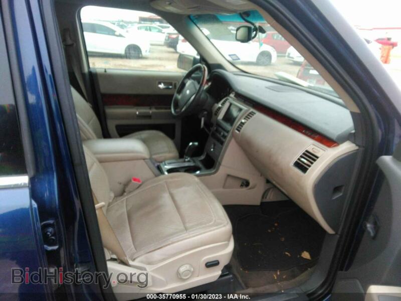 2011 Ford FLEX (VIN 2FMGK5DC7BBD30709) — фото 5 из 11