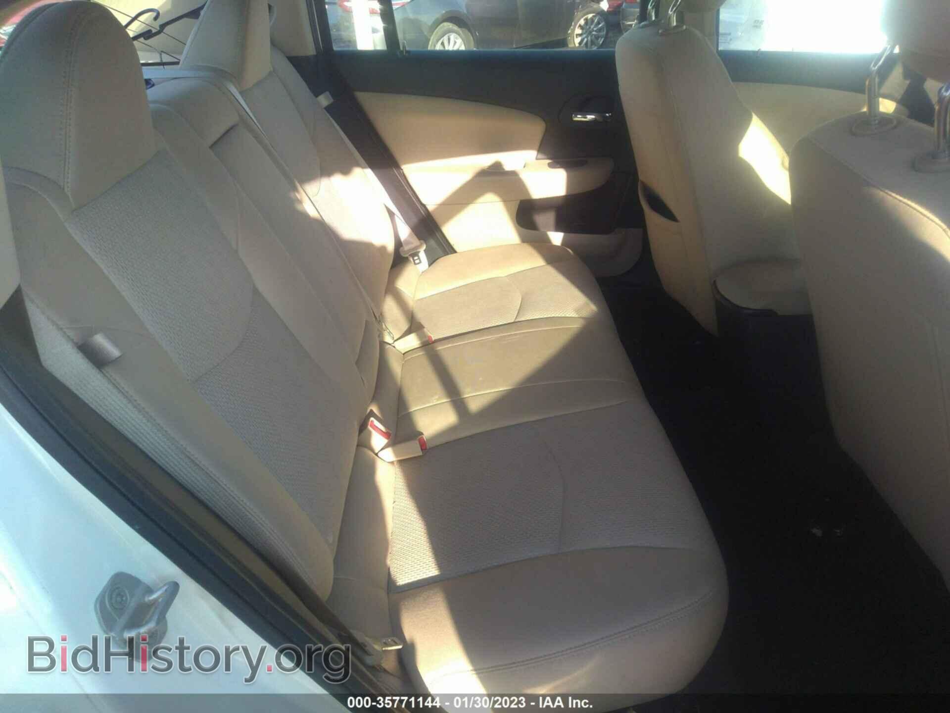 2011 CHRYSLER 200 - VIN: 1C3BC1FB3BN611794 - Фото 8