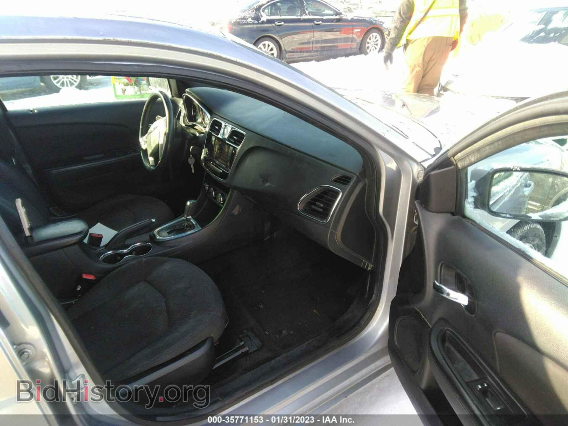 2013 CHRYSLER 200 - VIN: 1C3CCBBB7DN583467 - Photo 5