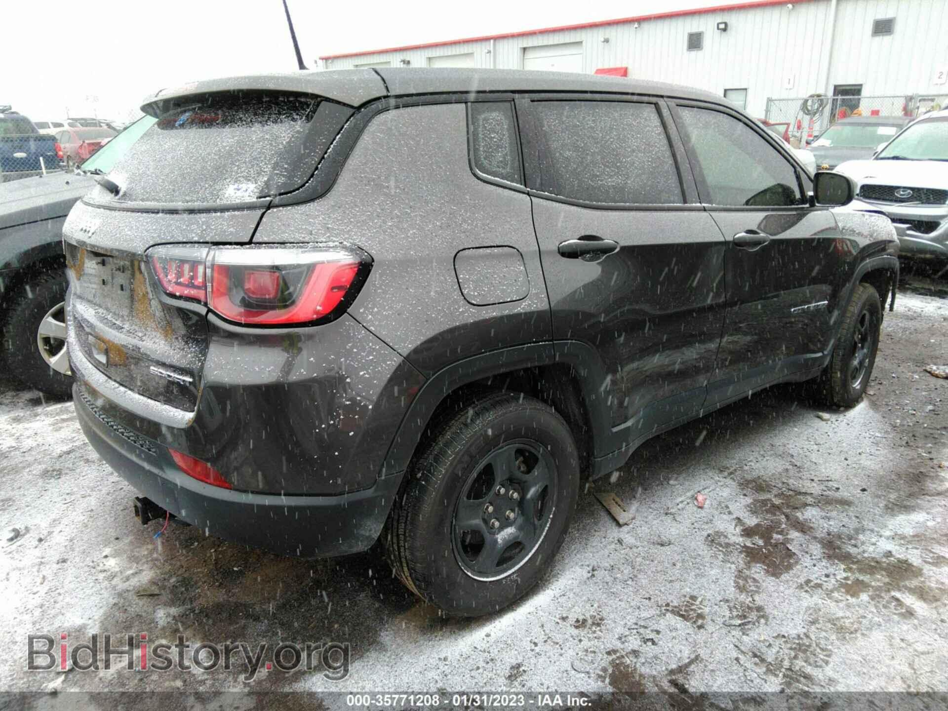 2018 JEEP COMPASS - VIN: 3C4NJCAB5JT335215 - Фото 4