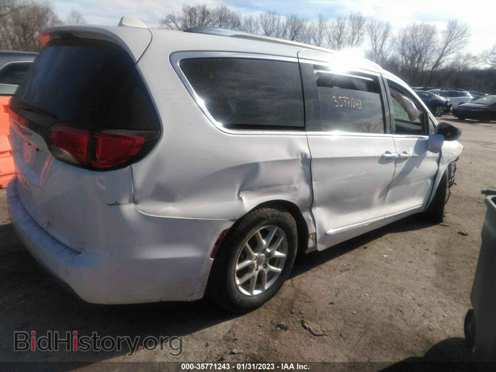 2020 CHRYSLER PACIFICA - VIN: 2C4RC1BGXLR276470 - Фото 4