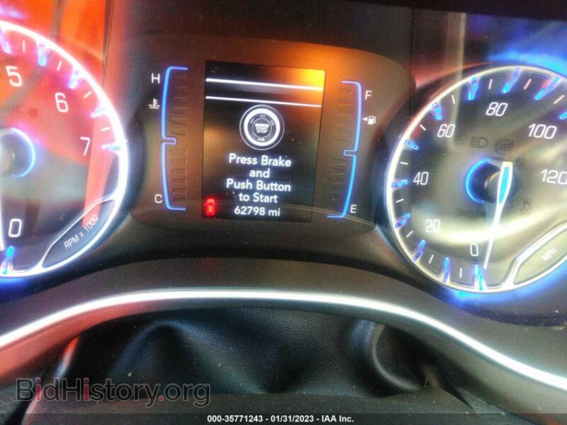 2020 Chrysler PACIFICA (VIN 2C4RC1BGXLR276470) — фото 7 из 11