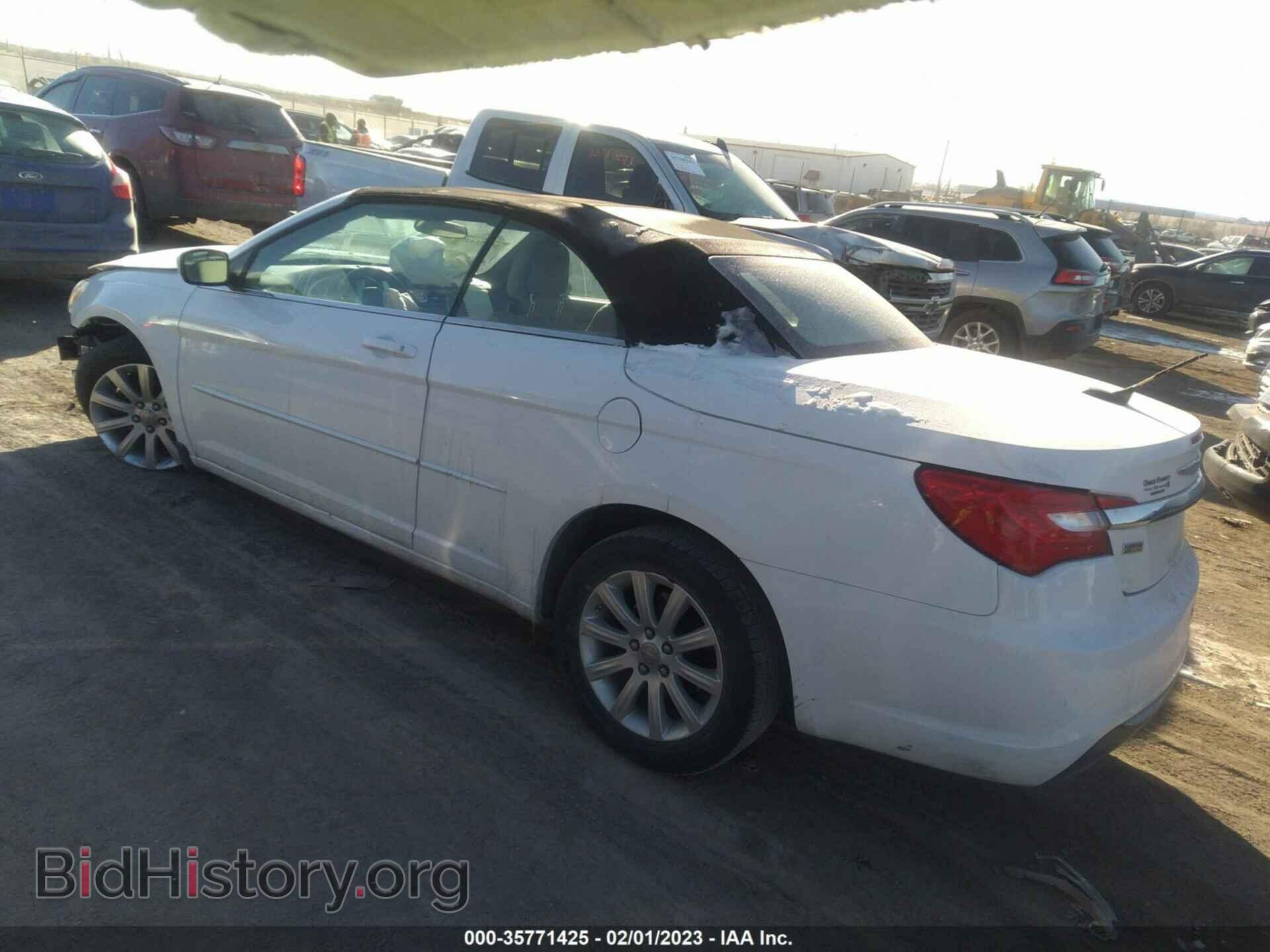 2014 CHRYSLER 200 - VIN: 1C3BCBEG6EN131126 - Фото 3