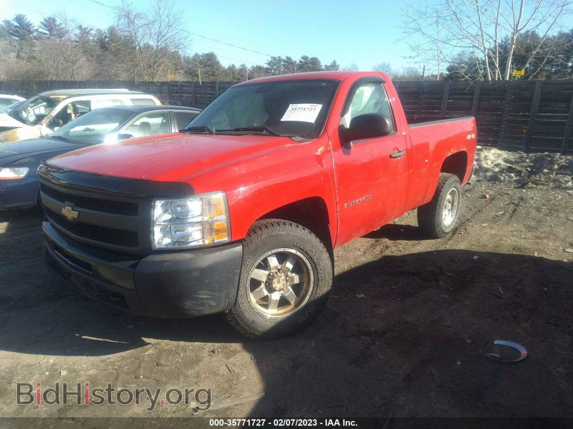 2011 CHEVROLET SILVERADO 1500 - VIN: 1GCNKPEX0BZ215519 - Фото 2
