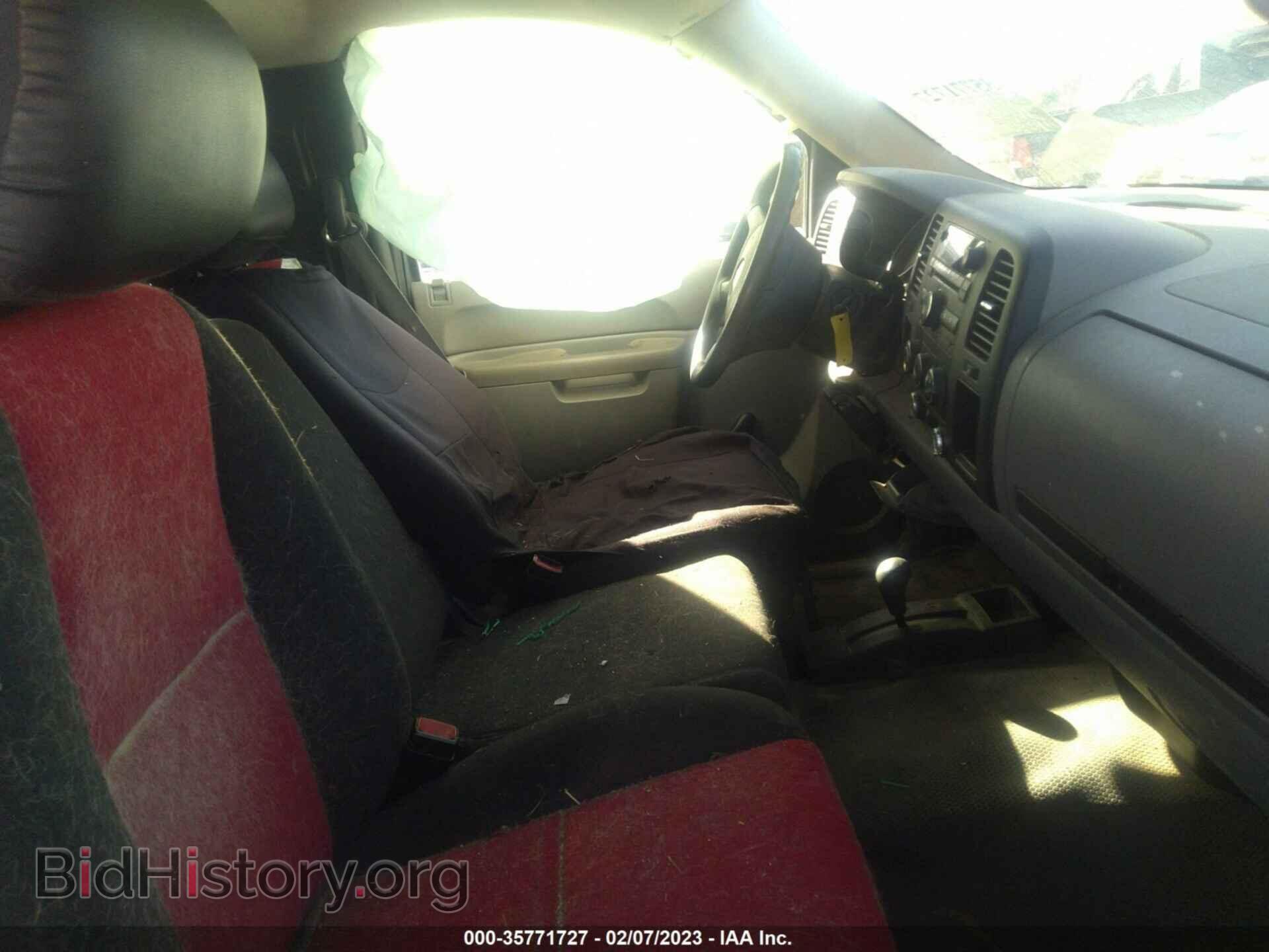2011 CHEVROLET SILVERADO 1500 - VIN: 1GCNKPEX0BZ215519 - Фото 5