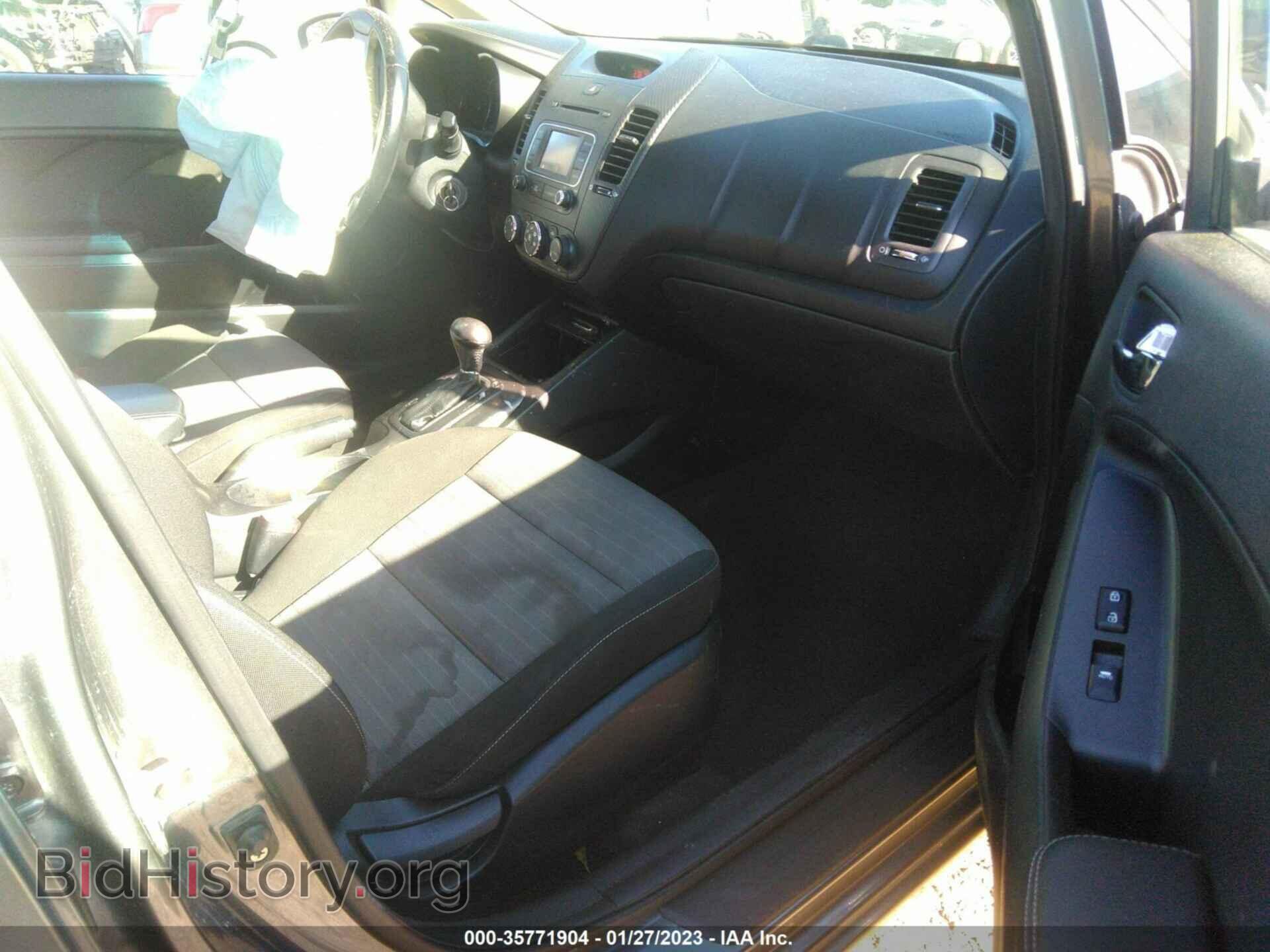 2015 KIA FORTE - VIN: KNAFX4A88F5322458 - Фото 5