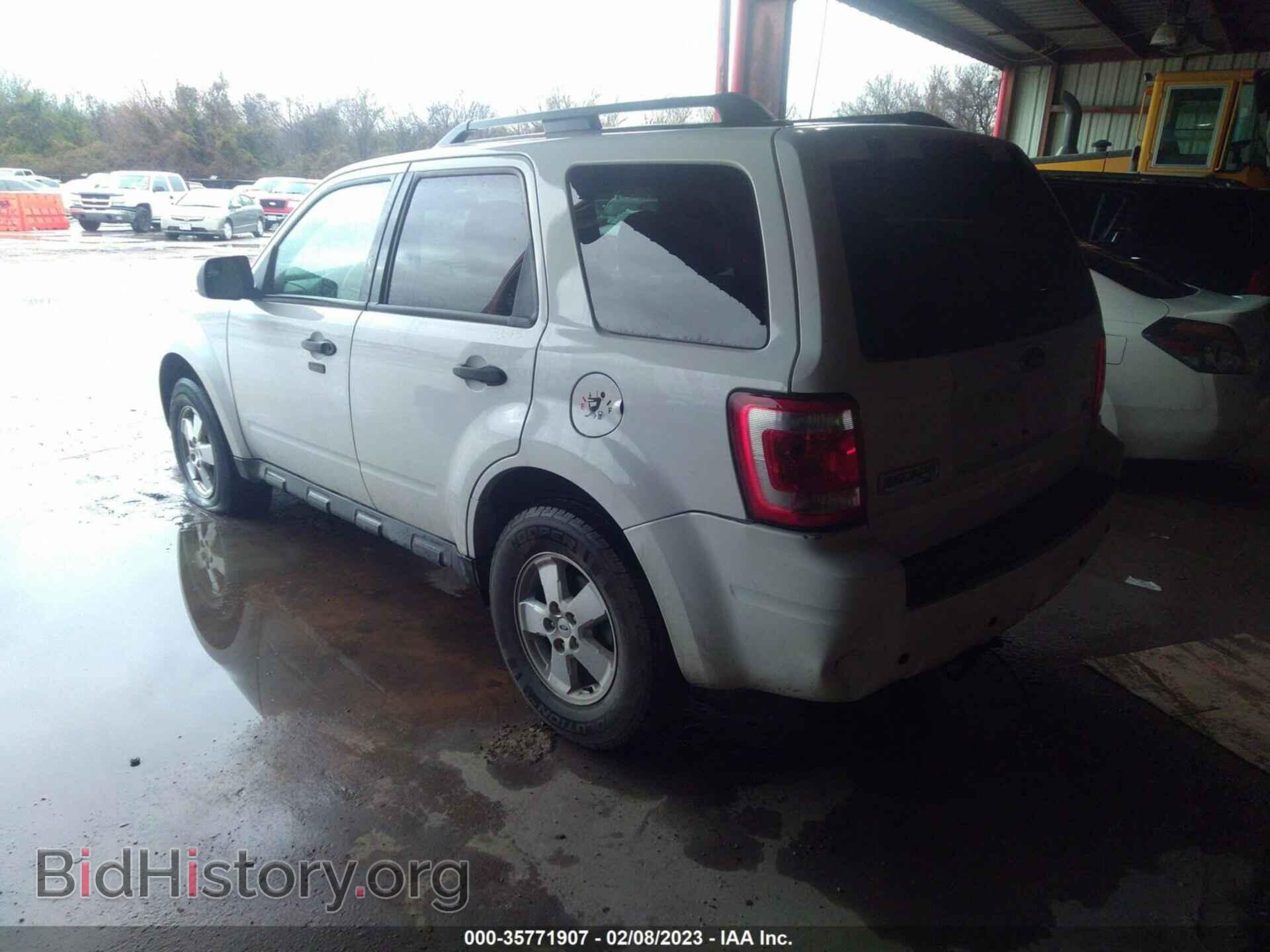 2010 FORD ESCAPE - VIN: 1FMCU0DG0AKC79511 - Фото 3