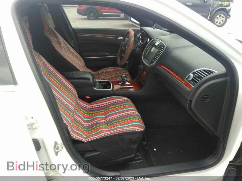 2012 Chrysler 300 (VIN 2C3CCAAG1CH283874) — photo 5 of 11