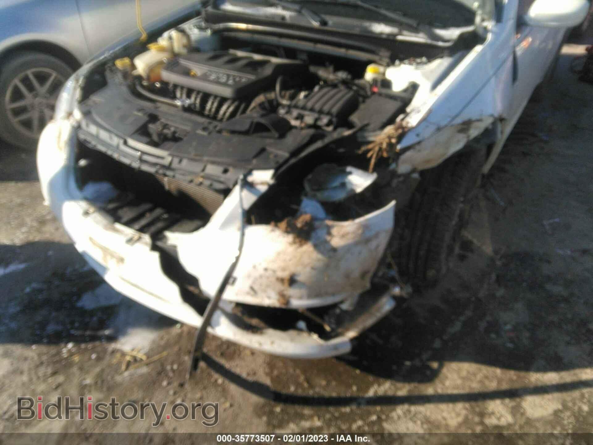2011 CHRYSLER 200 - VIN: 1C3BC1FB8BN576590 - Фото 6