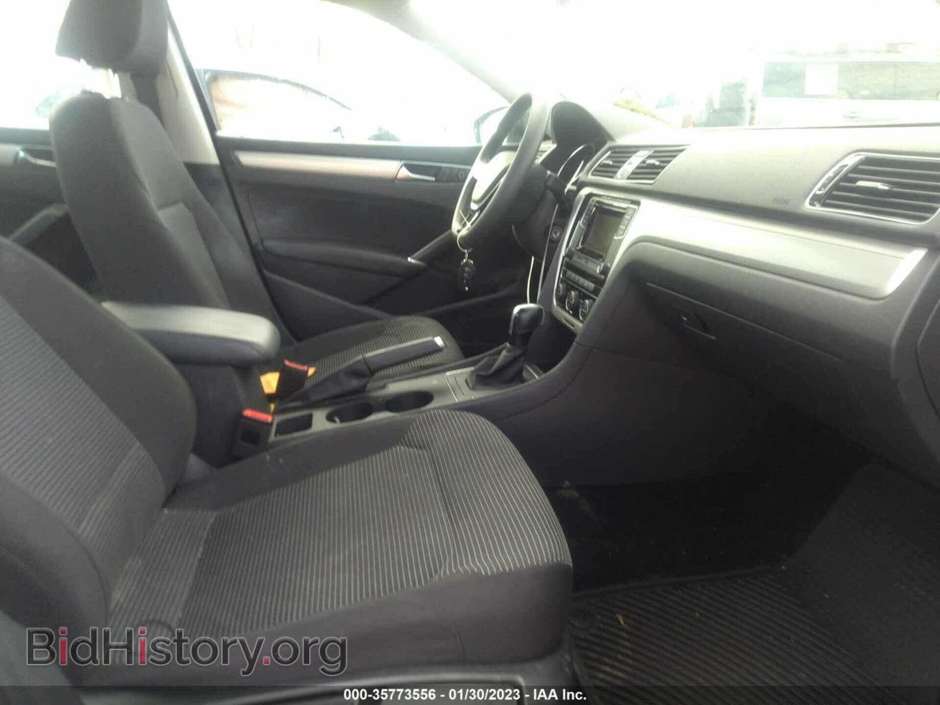 2017 VOLKSWAGEN PASSAT - VIN: 1VWAT7A30HC052541 - Фото 5