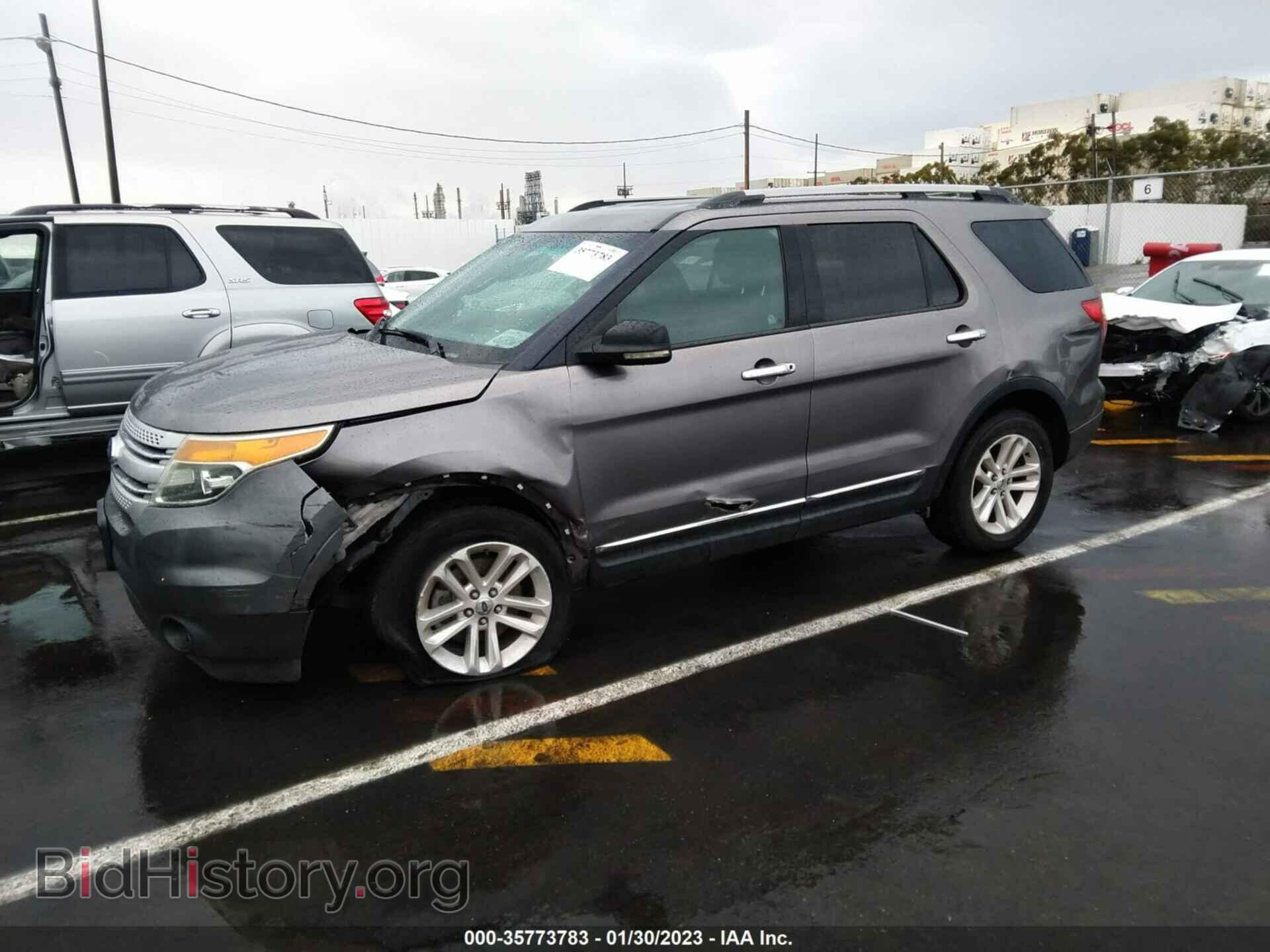 2011 FORD EXPLORER - VIN: 1FMHK8D8XBGA73684 - Фото 2