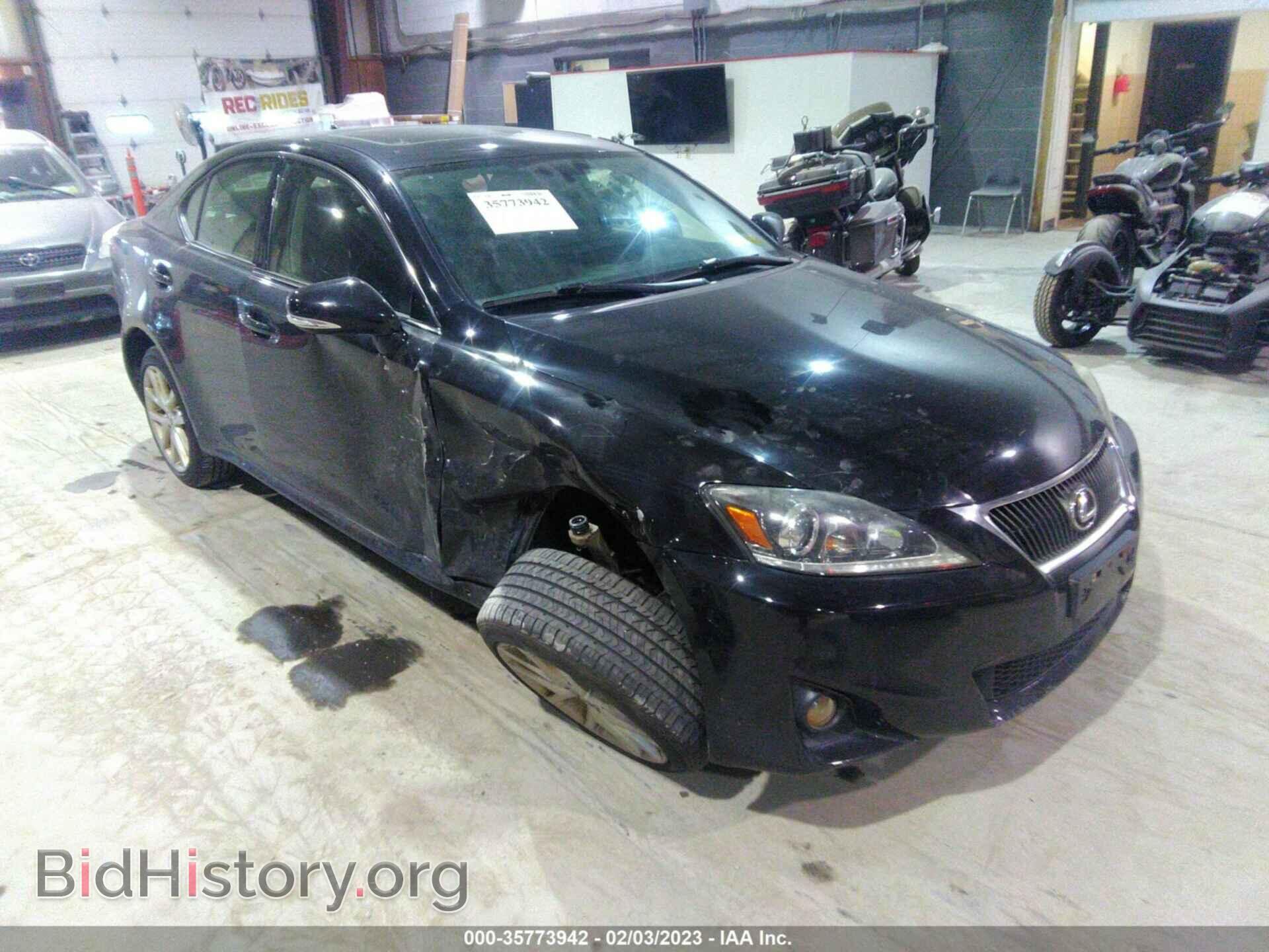 Фотография JTHCF5C28C5060443 - LEXUS IS 250 2012