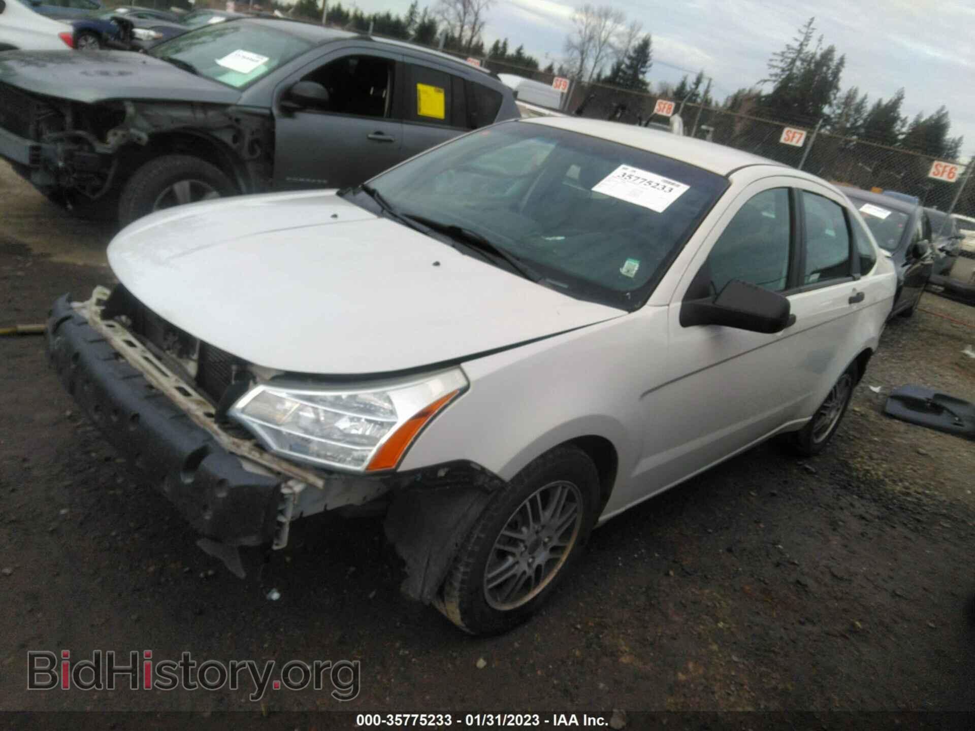 2011 FORD FOCUS - VIN: 1FAHP3FN1BW151129 - Фото 2