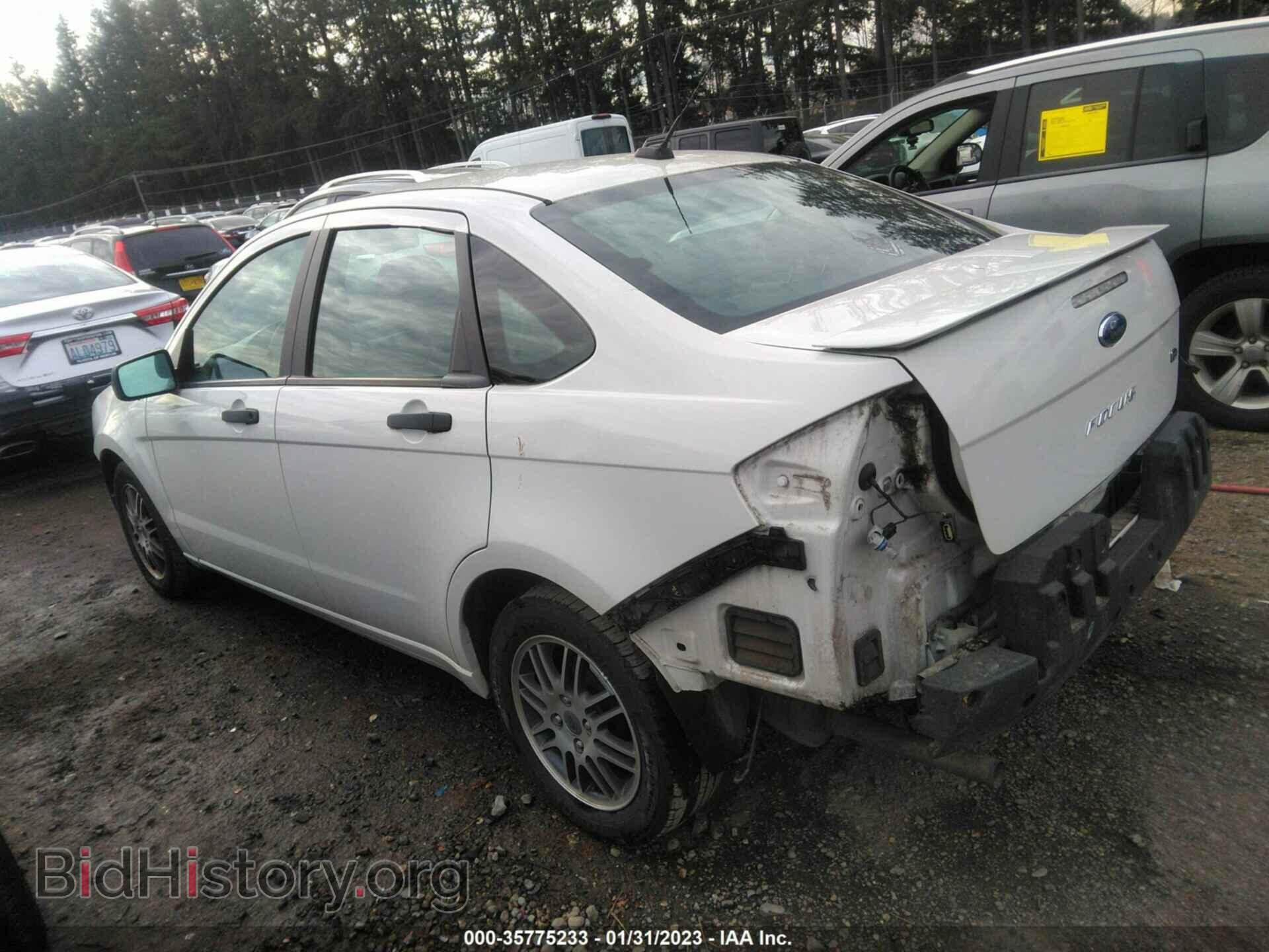2011 FORD FOCUS - VIN: 1FAHP3FN1BW151129 - Фото 3