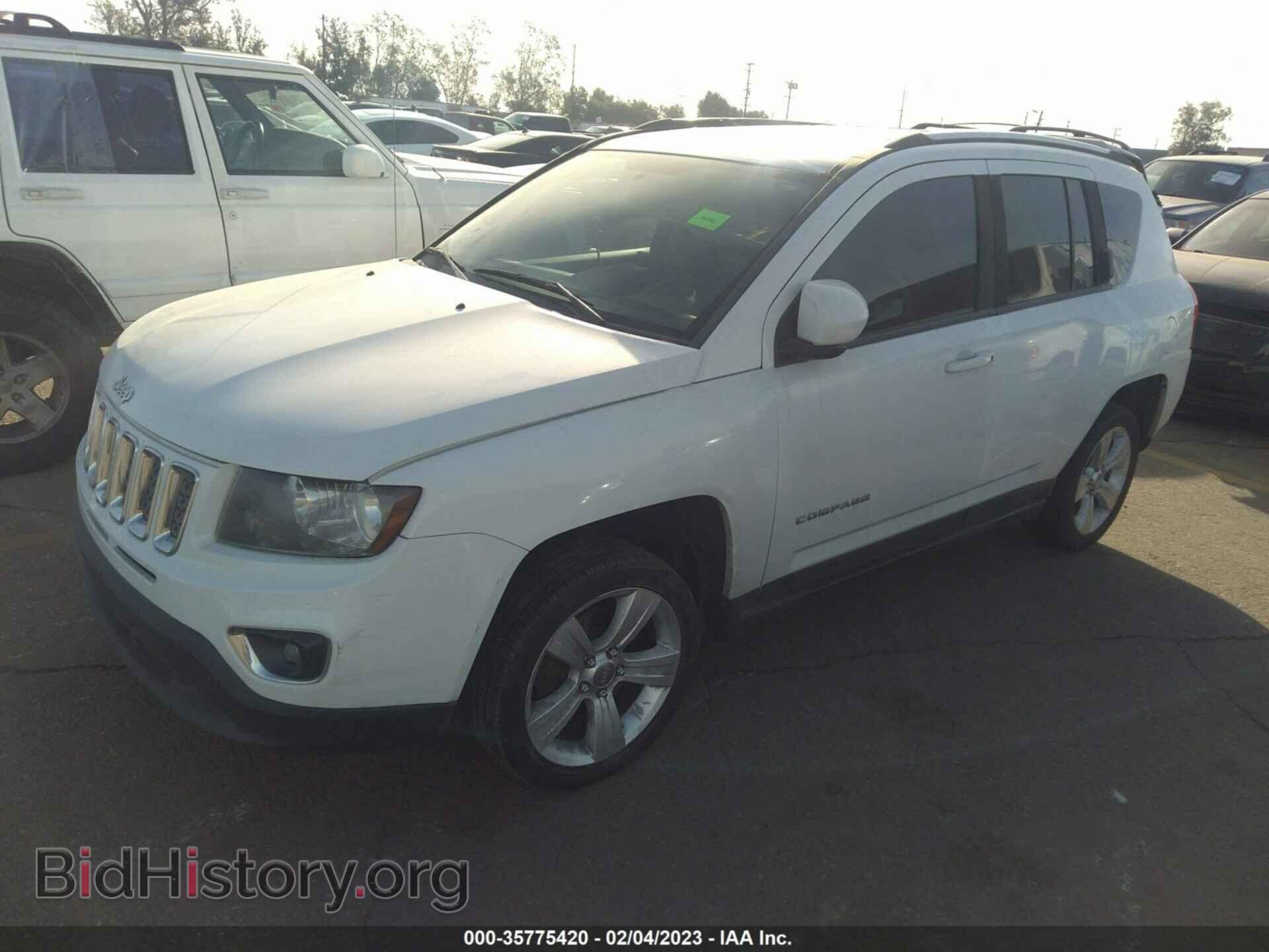 2015 JEEP COMPASS - VIN: 1C4NJCEA3FD401632 - Photo 2