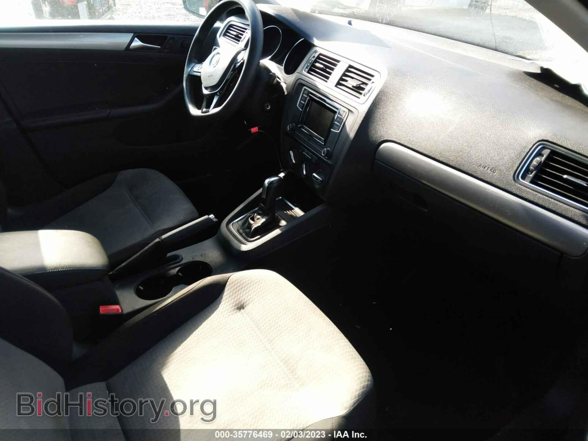 2017 VOLKSWAGEN JETTA - VIN: 3VW2B7AJ8HM210824 - Фото 5