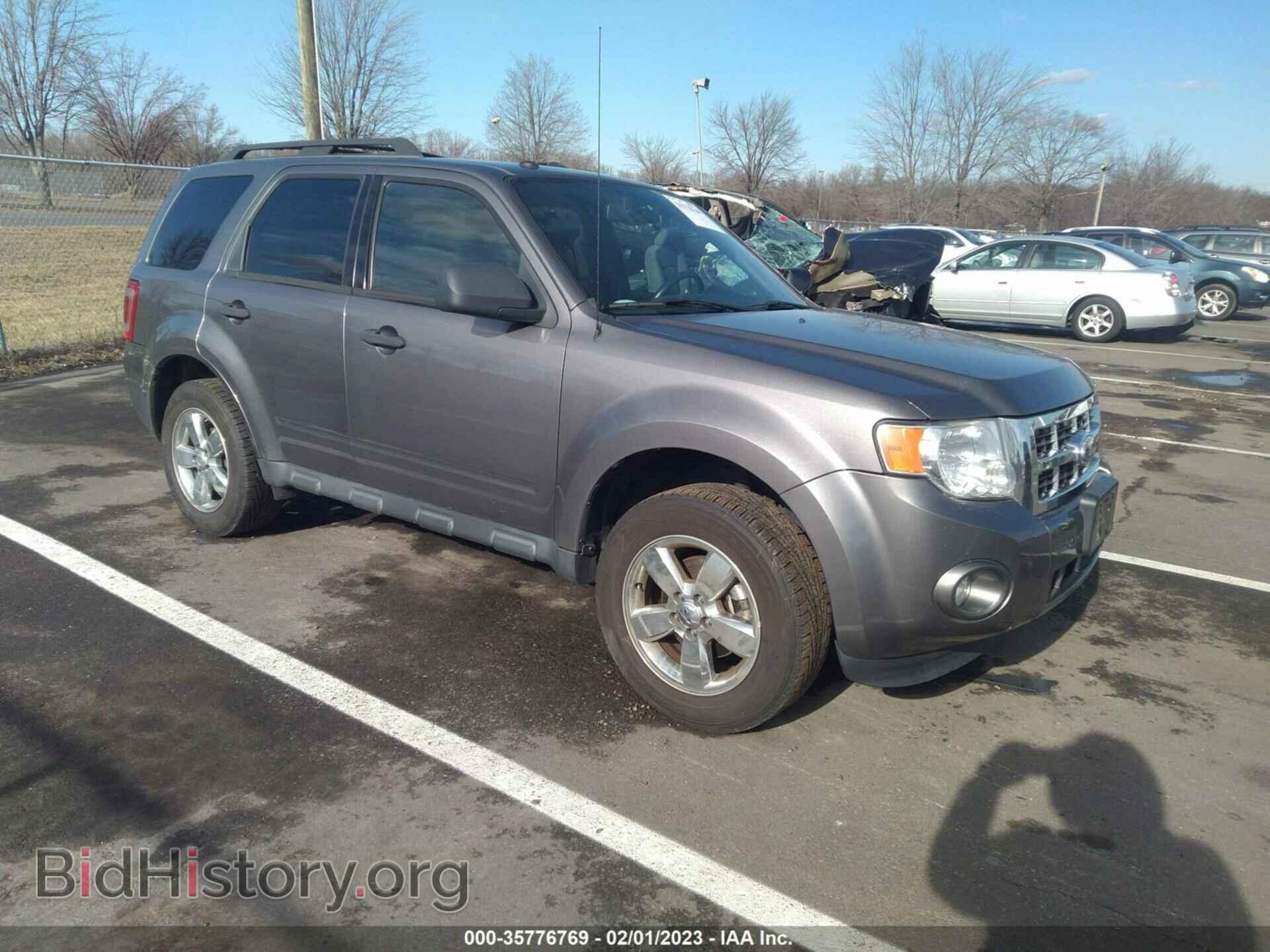 Фотография 1FMCU0DG3AKC45370 - FORD ESCAPE 2010
