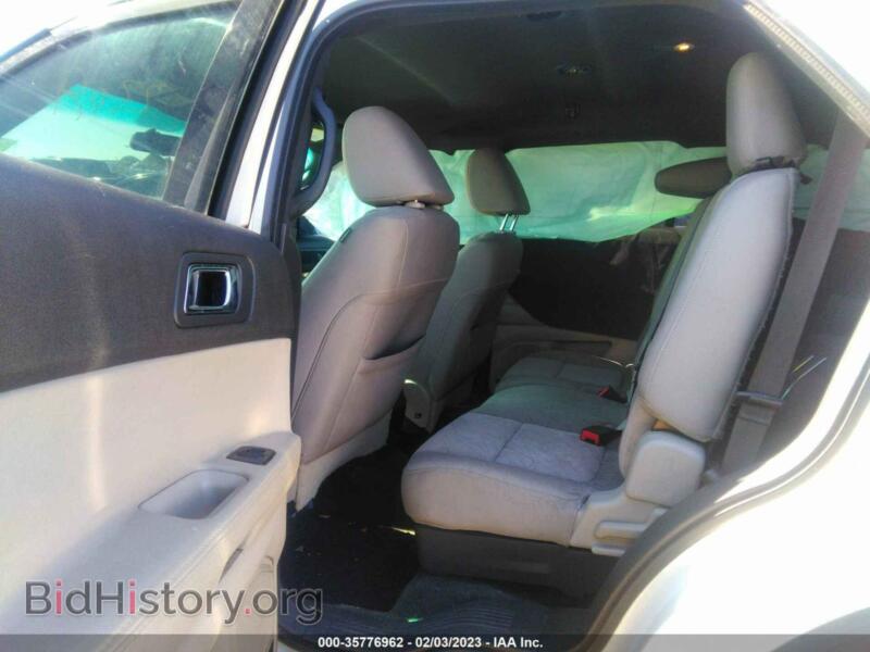 2011 Ford EXPLORER (VIN 1FMHK7B80BGA83296) — photo 8 of 11