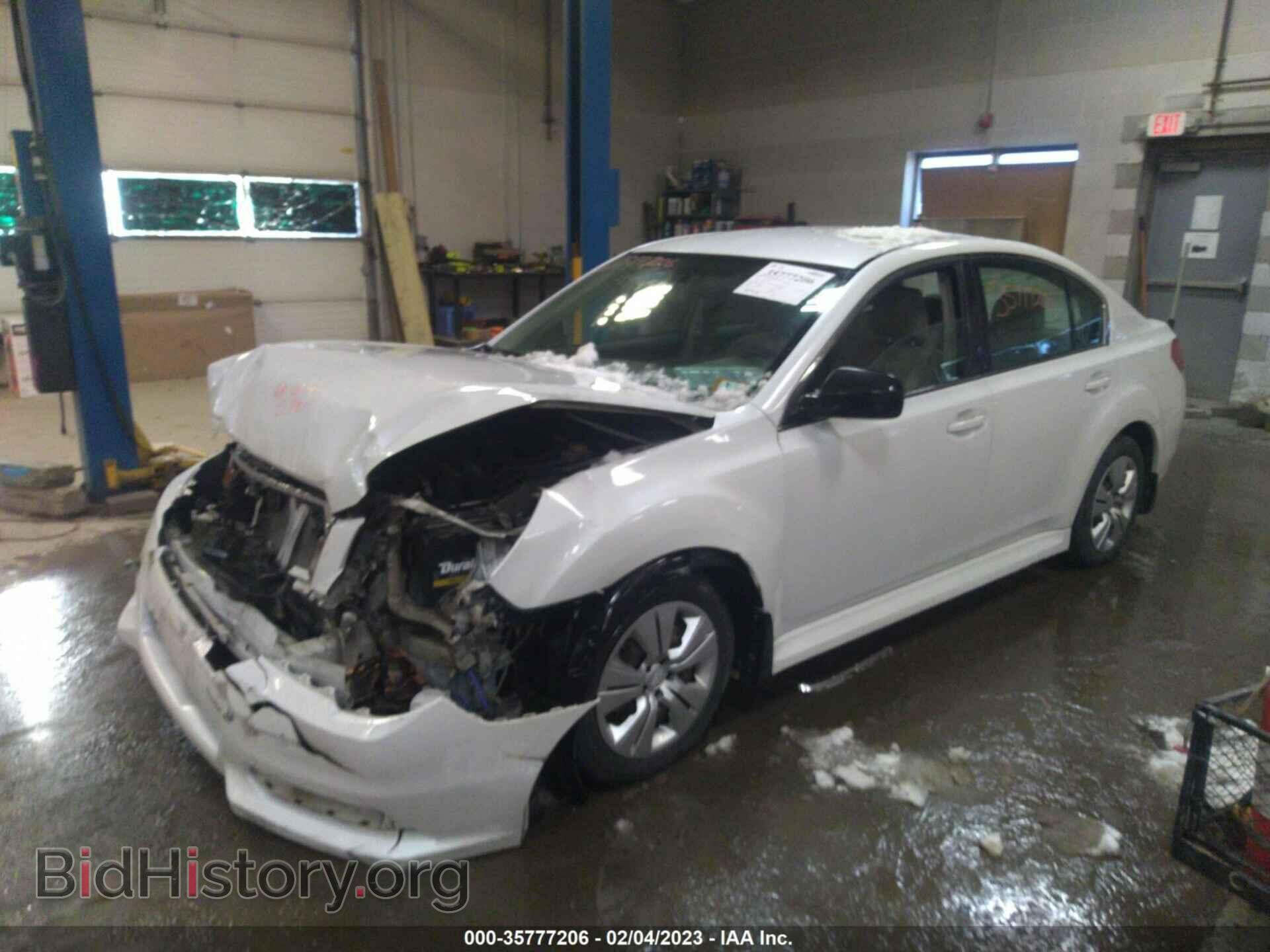 2013 SUBARU LEGACY - VIN: 4S3BMAA62D1006369 - Фото 2