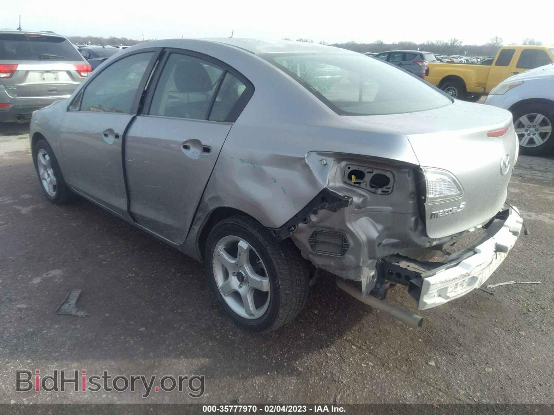 2011 MAZDA MAZDA3 - VIN: JM1BL1UF4B1490704 - Фото 3