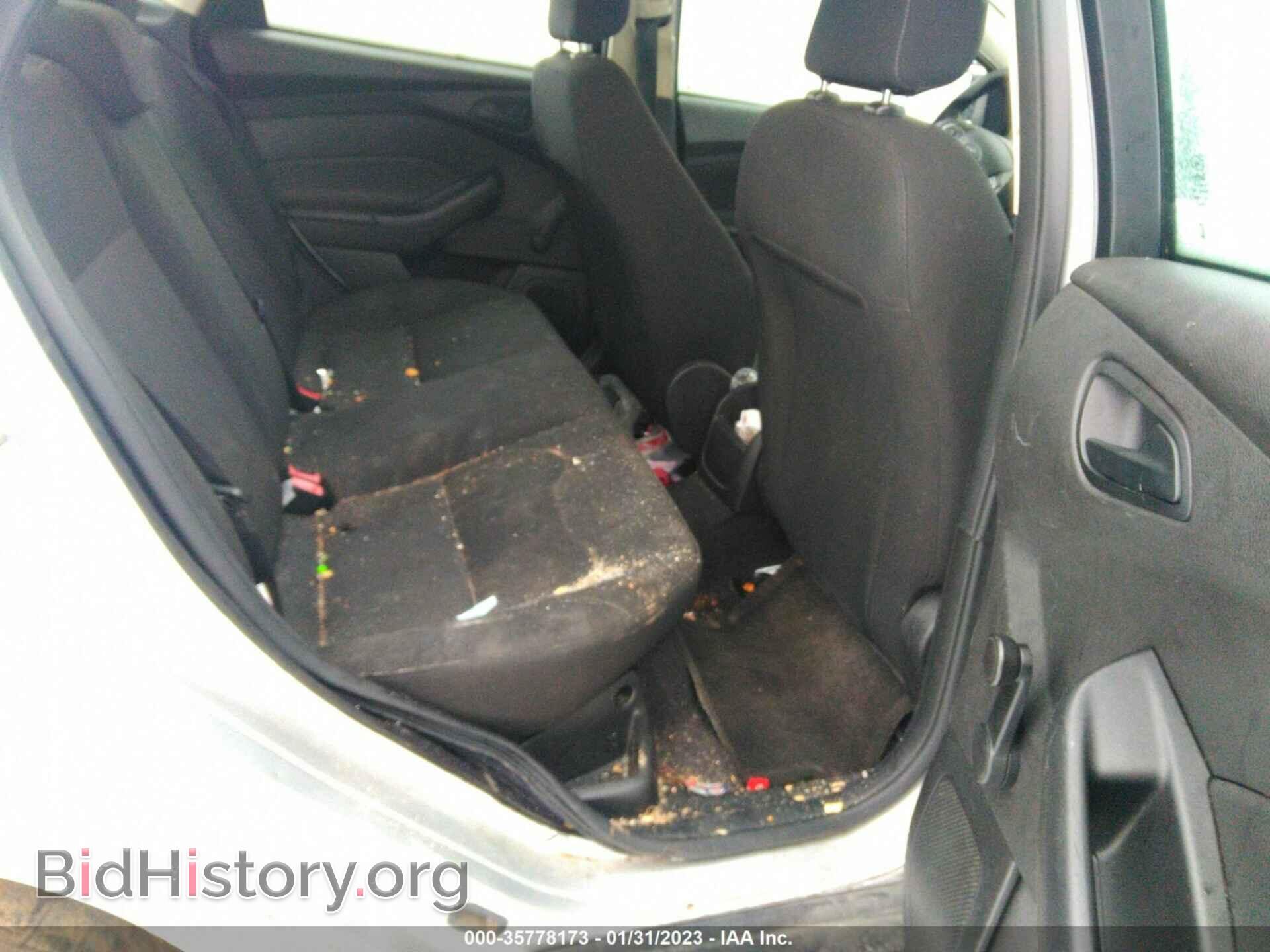 2015 FORD FOCUS - VIN: 1FADP3E23FL355900 - Photo 8