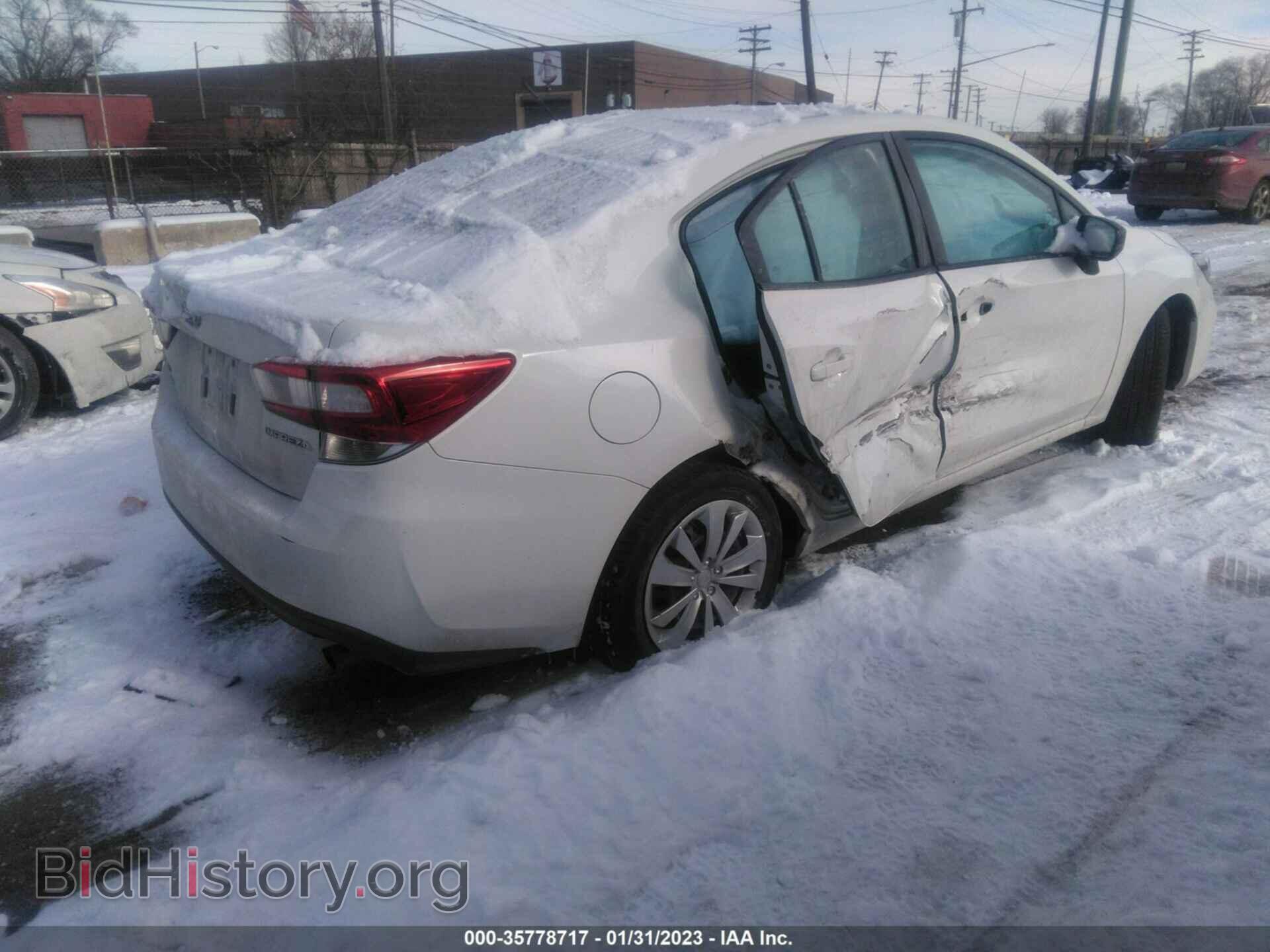 2018 SUBARU IMPREZA - VIN: 4S3GKAA67J3612407 - Фото 4