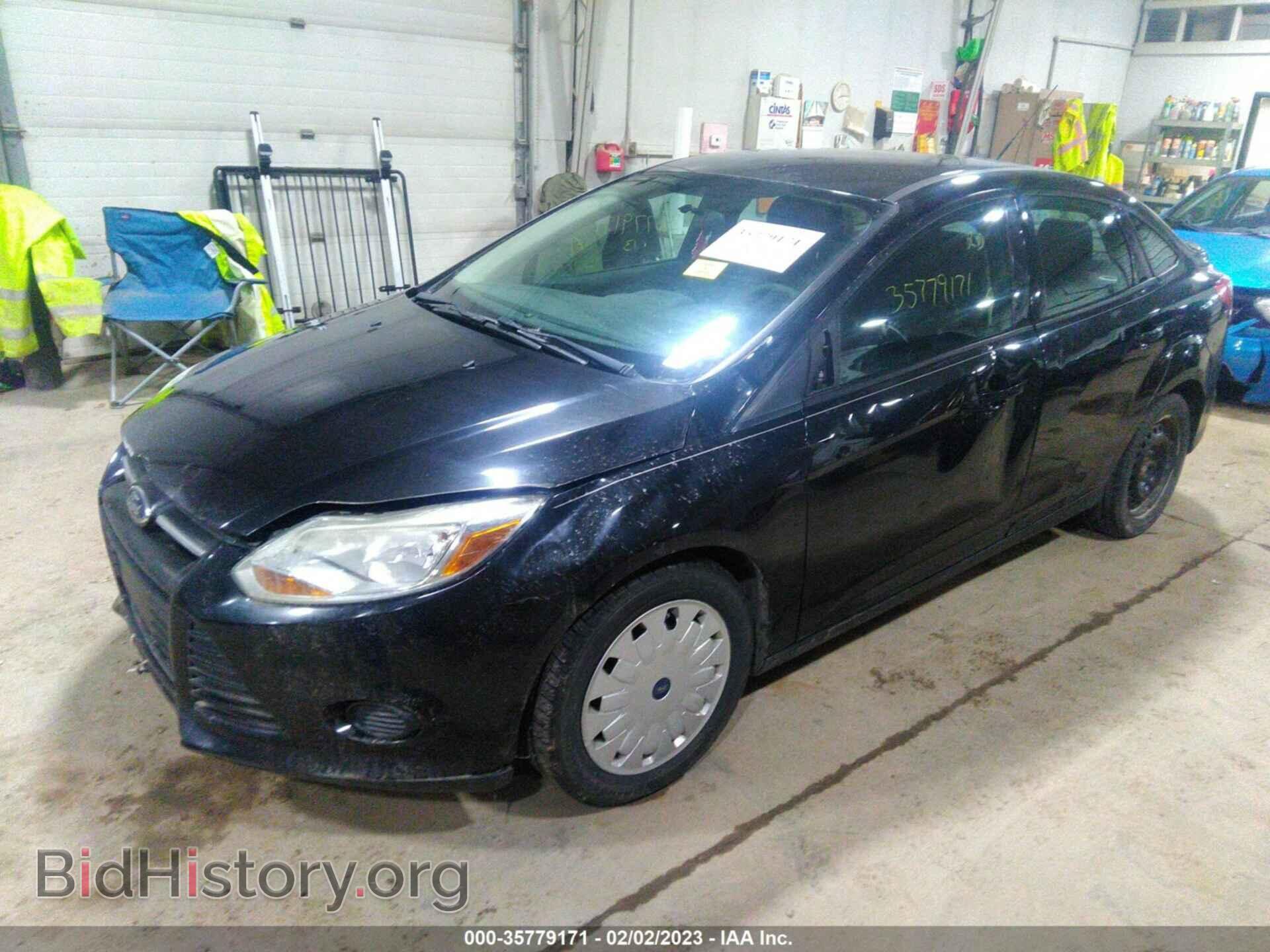 2013 FORD FOCUS - VIN: 1FADP3F29DL166972 - Фото 2