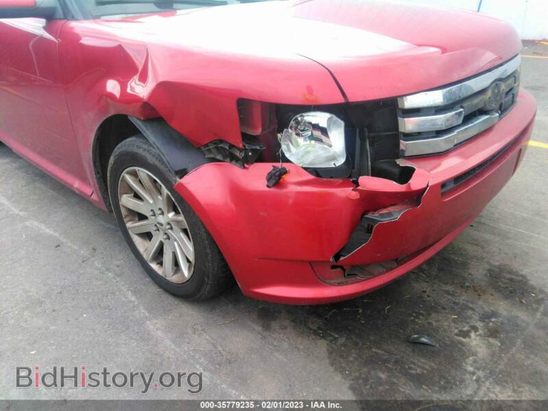 2011 Ford FLEX (VIN 2FMGK5CC2BBD34216) — photo 6 of 11