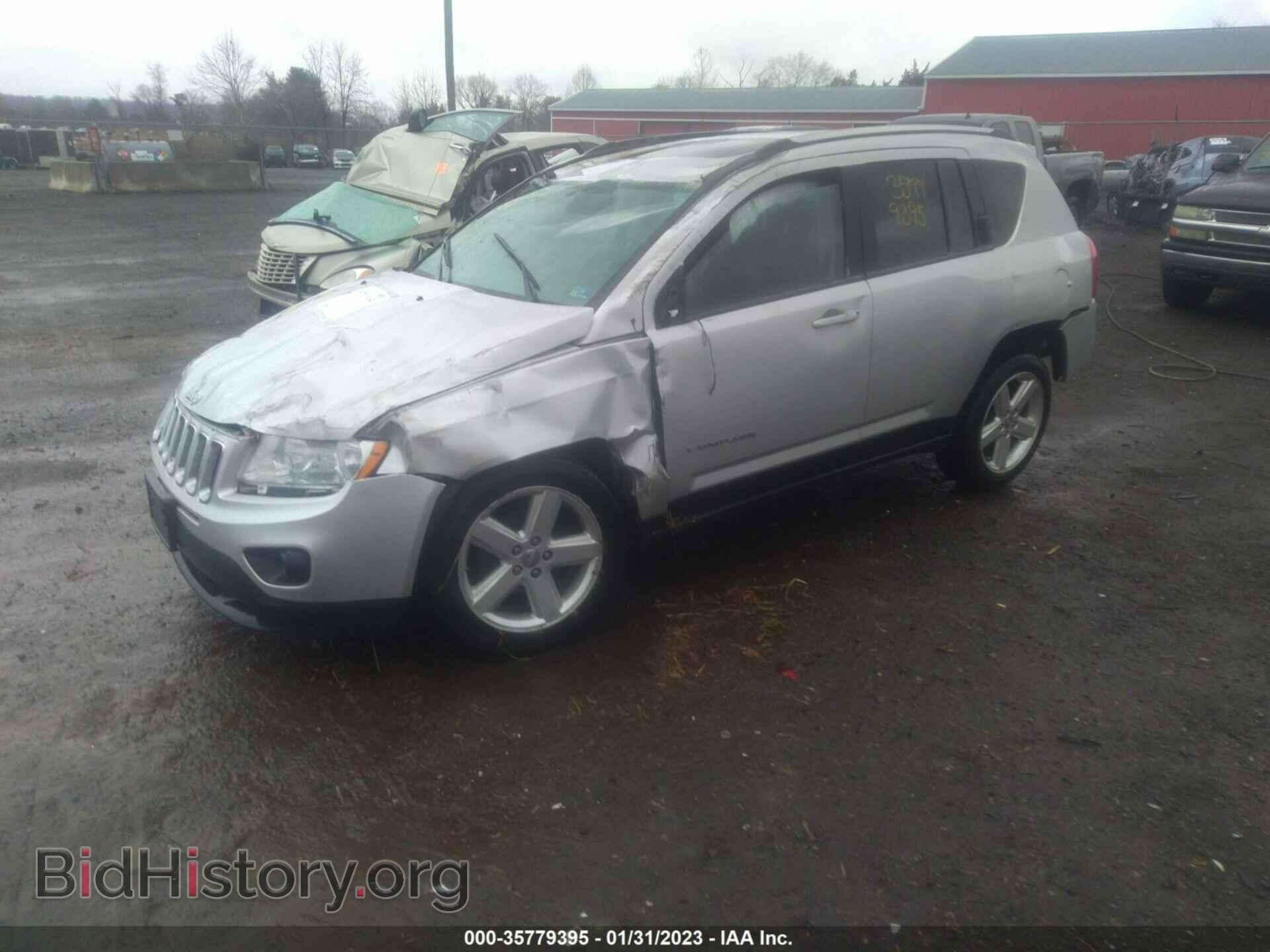 2011 JEEP COMPASS - VIN: 1J4NT5FB4BD249586 - Photo 2