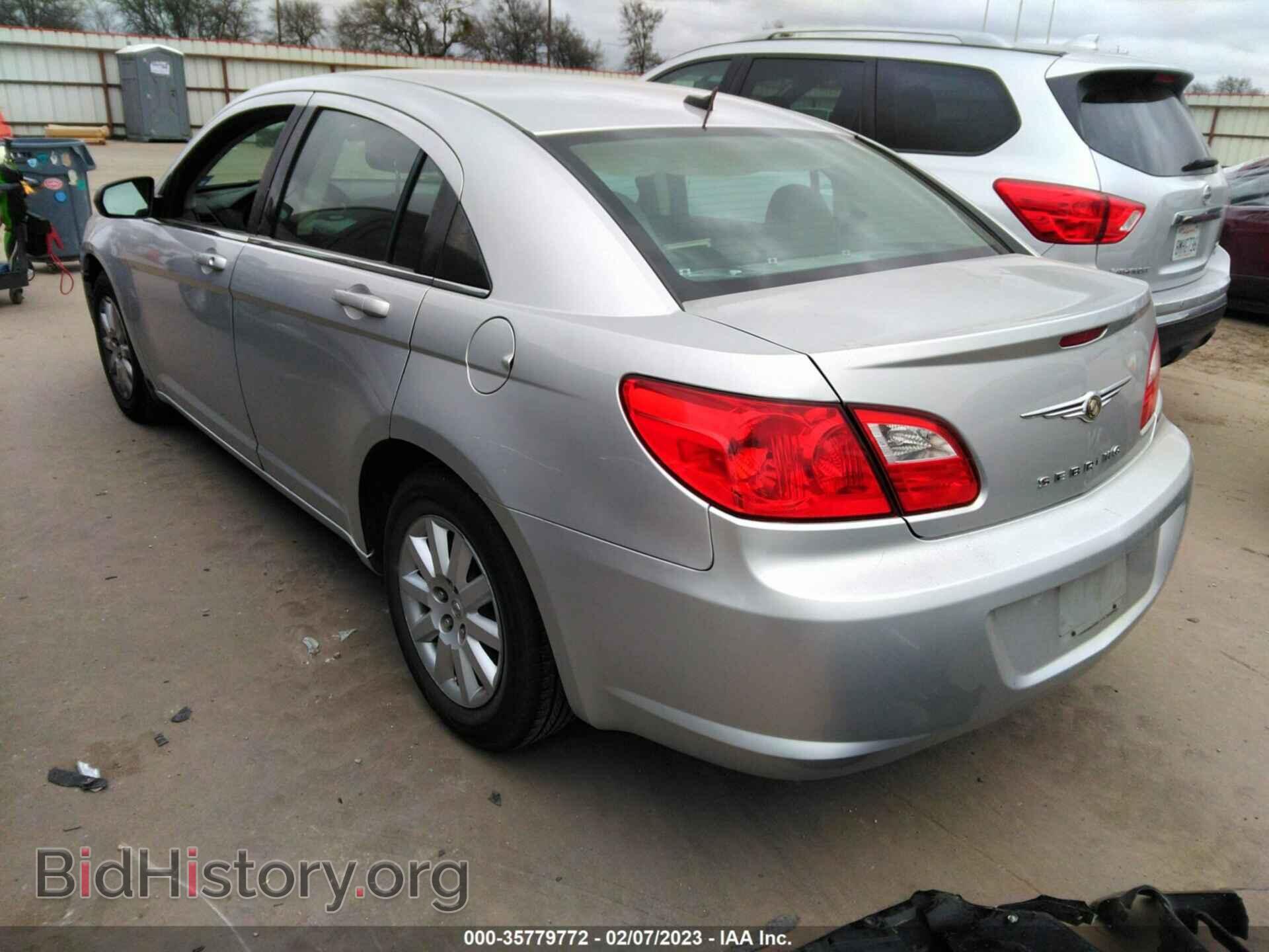 2010 CHRYSLER SEBRING - VIN: 1C3CC4FB3AN213229 - Фото 3