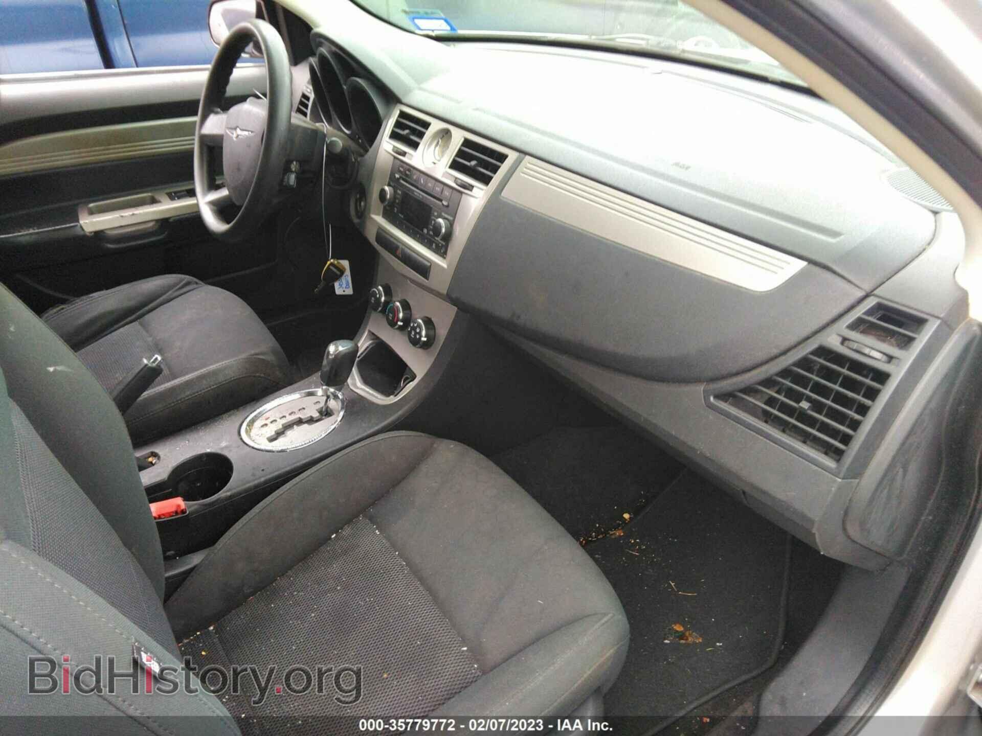 2010 CHRYSLER SEBRING - VIN: 1C3CC4FB3AN213229 - Фото 5