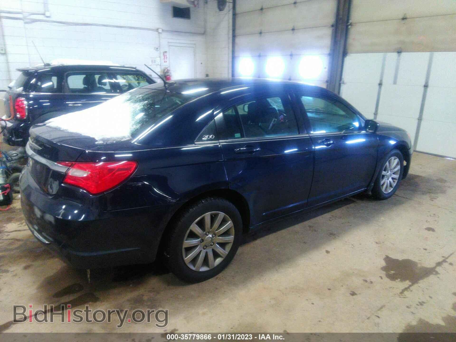 2014 CHRYSLER 200 - VIN: 1C3CCBBB4EN136905 - Фото 4