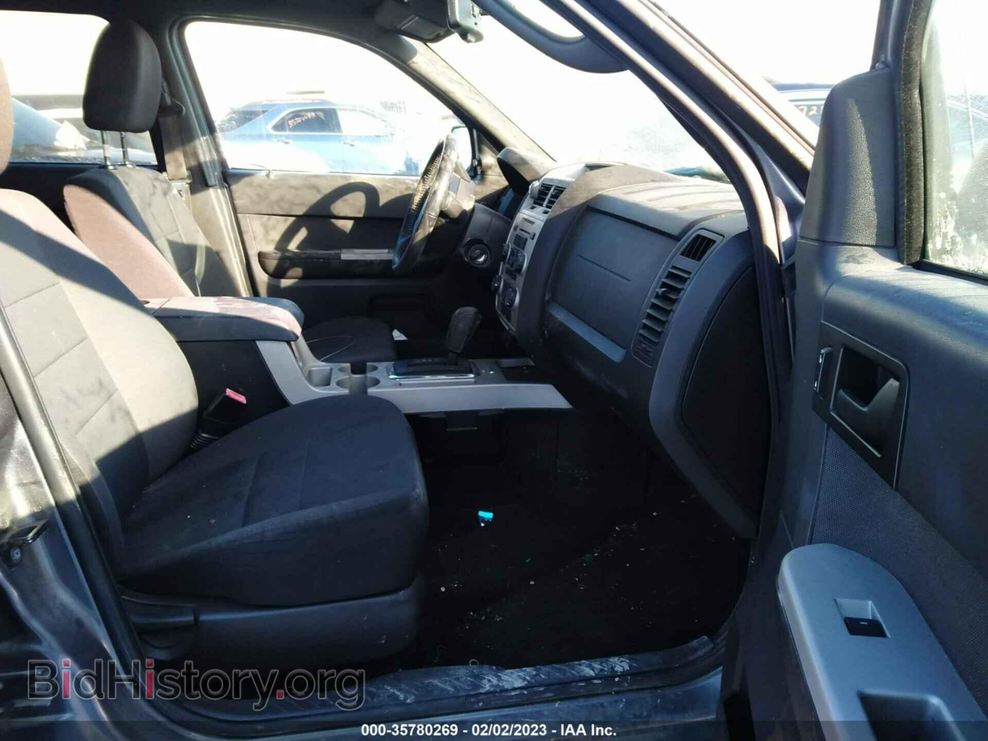 2011 FORD ESCAPE - VIN: 1FMCU9D76BKA79786 - Photo 5