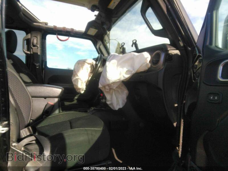 2021 Jeep GLADIATOR (VIN 1C6HJTAG9ML516611) — photo 5 of 11