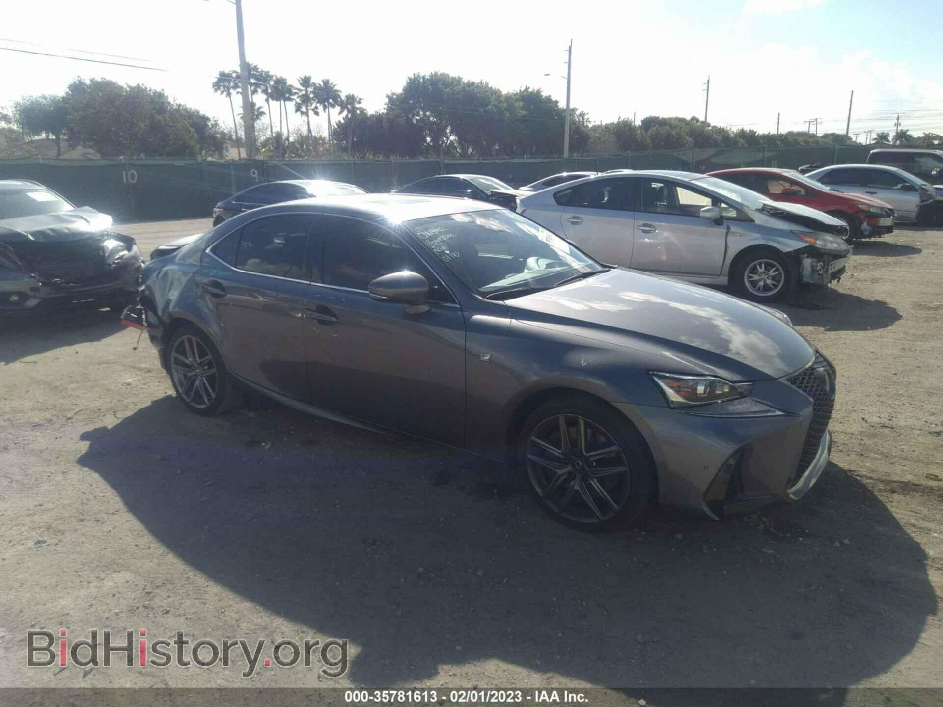 Photo JTHGA1D29L5108619 - LEXUS IS 2020