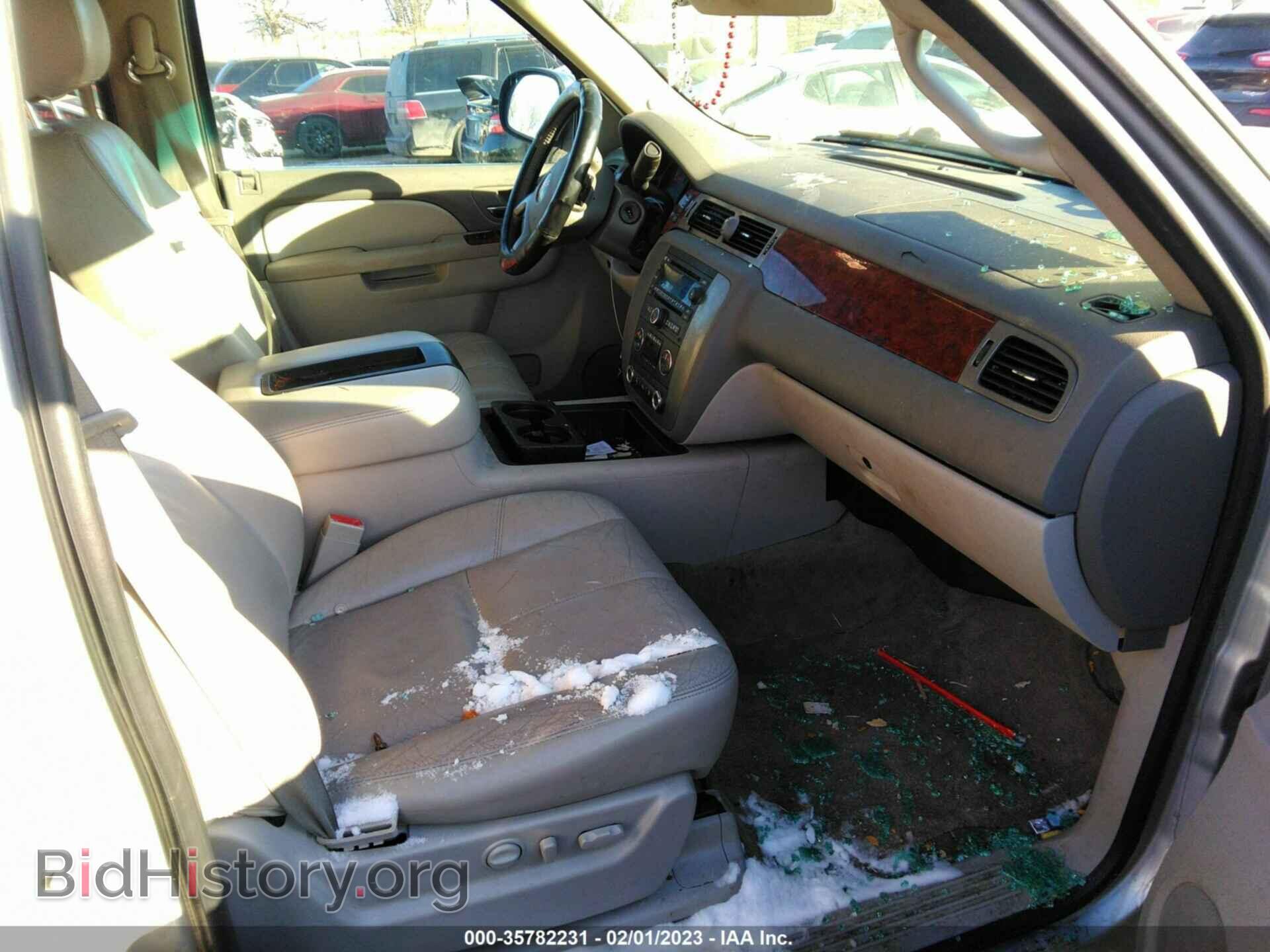 2011 GMC YUKON - VIN: 1GKS2CE02BR162910 - Фото 5