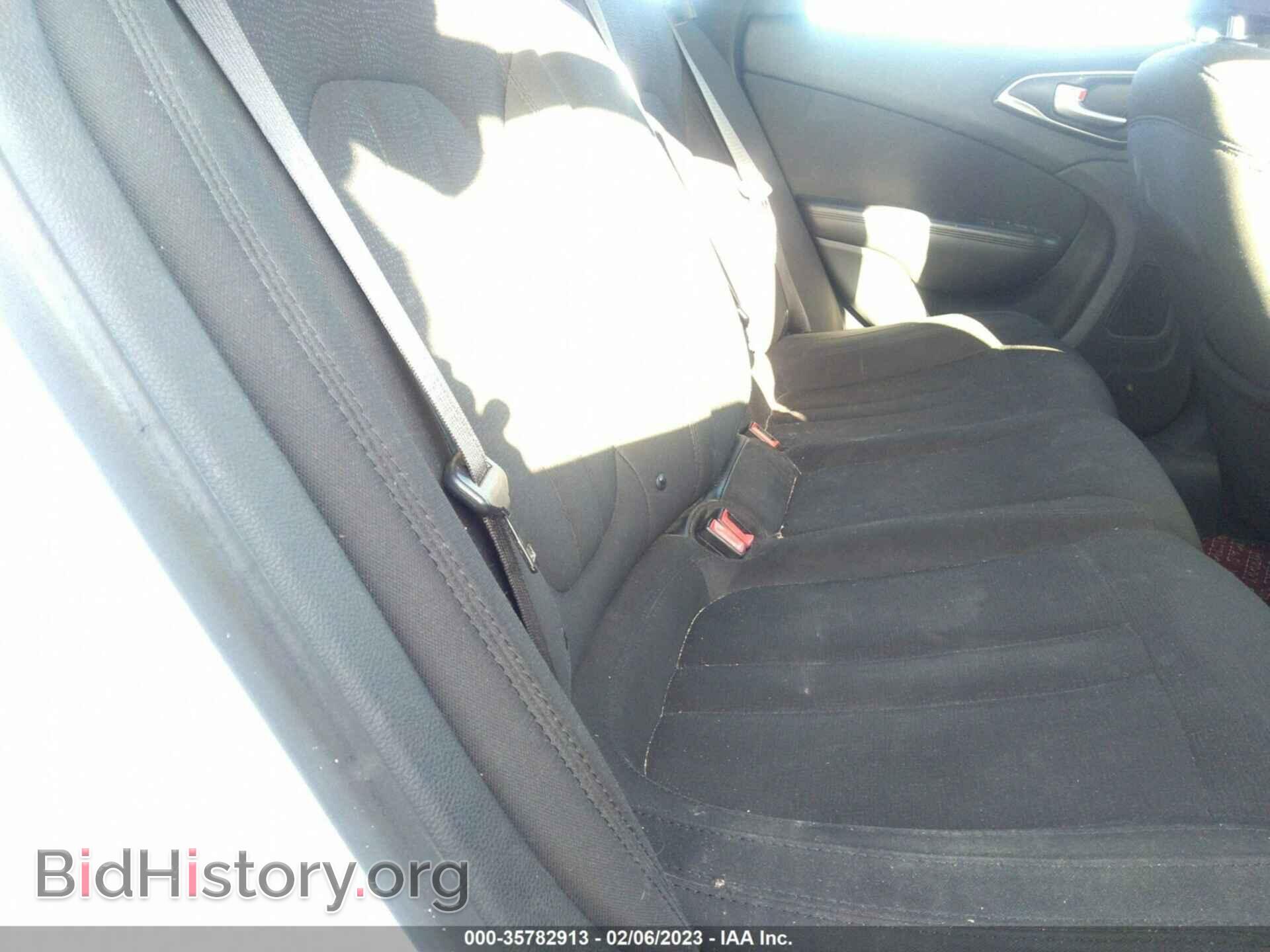 2016 CHRYSLER 200 - VIN: 1C3CCCFB2GN195809 - Фото 8